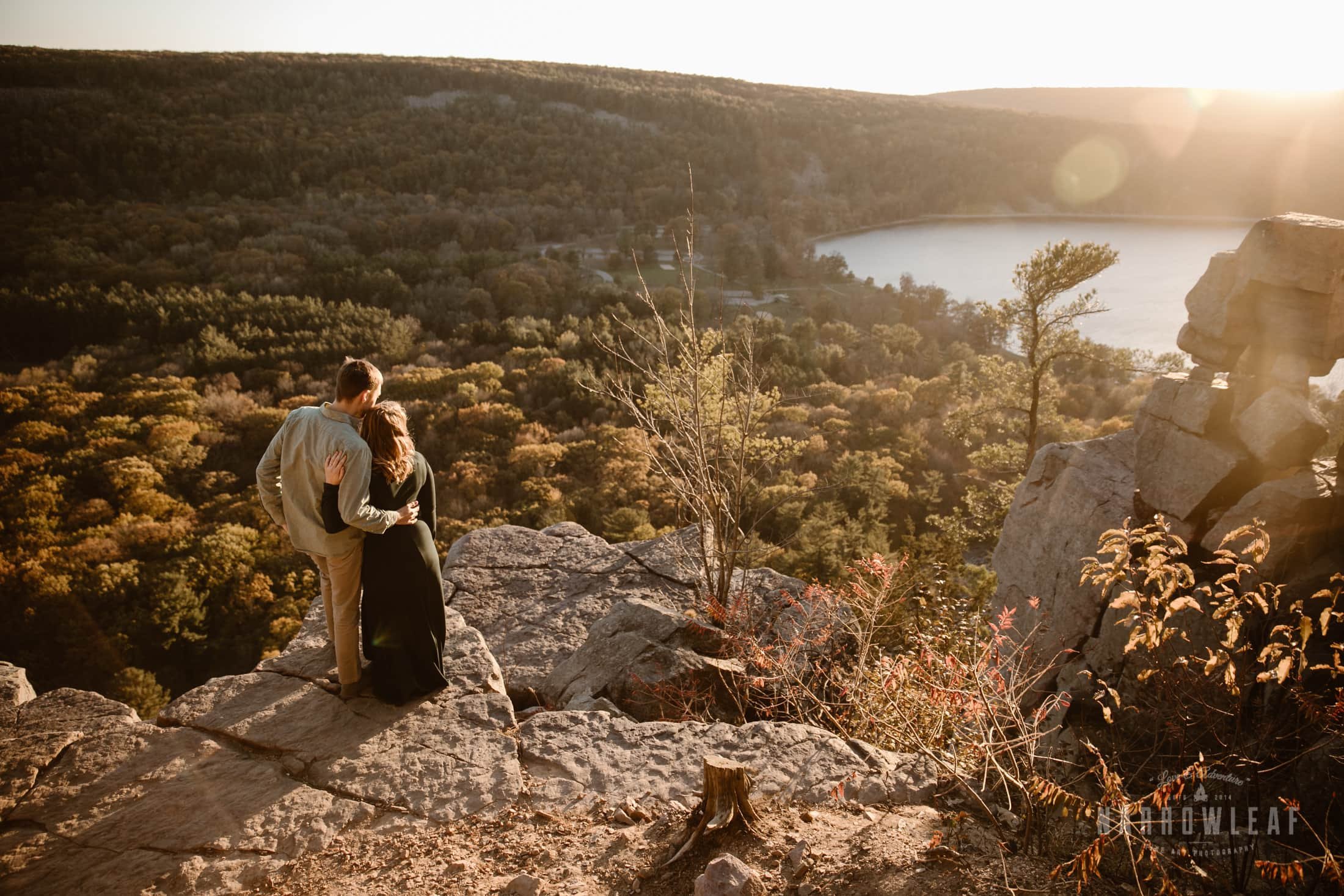 hiking-engagement-photography-4.jpg