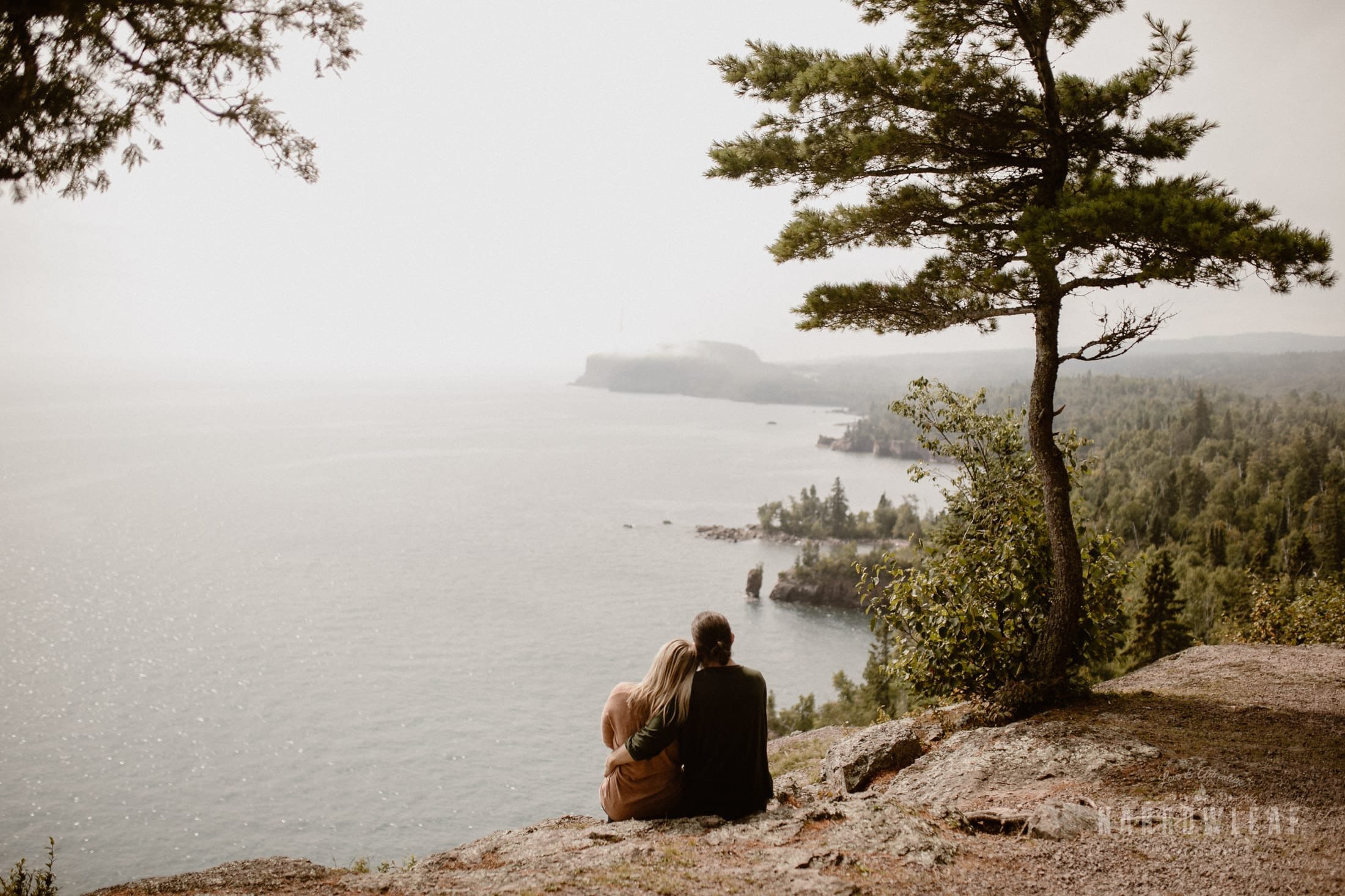 Minnesota-Hiking-Engagement-Photographer-Narrowleaf_Love_and_Adventure_Photography-Tettegouche-State-Park-6118.jpeg