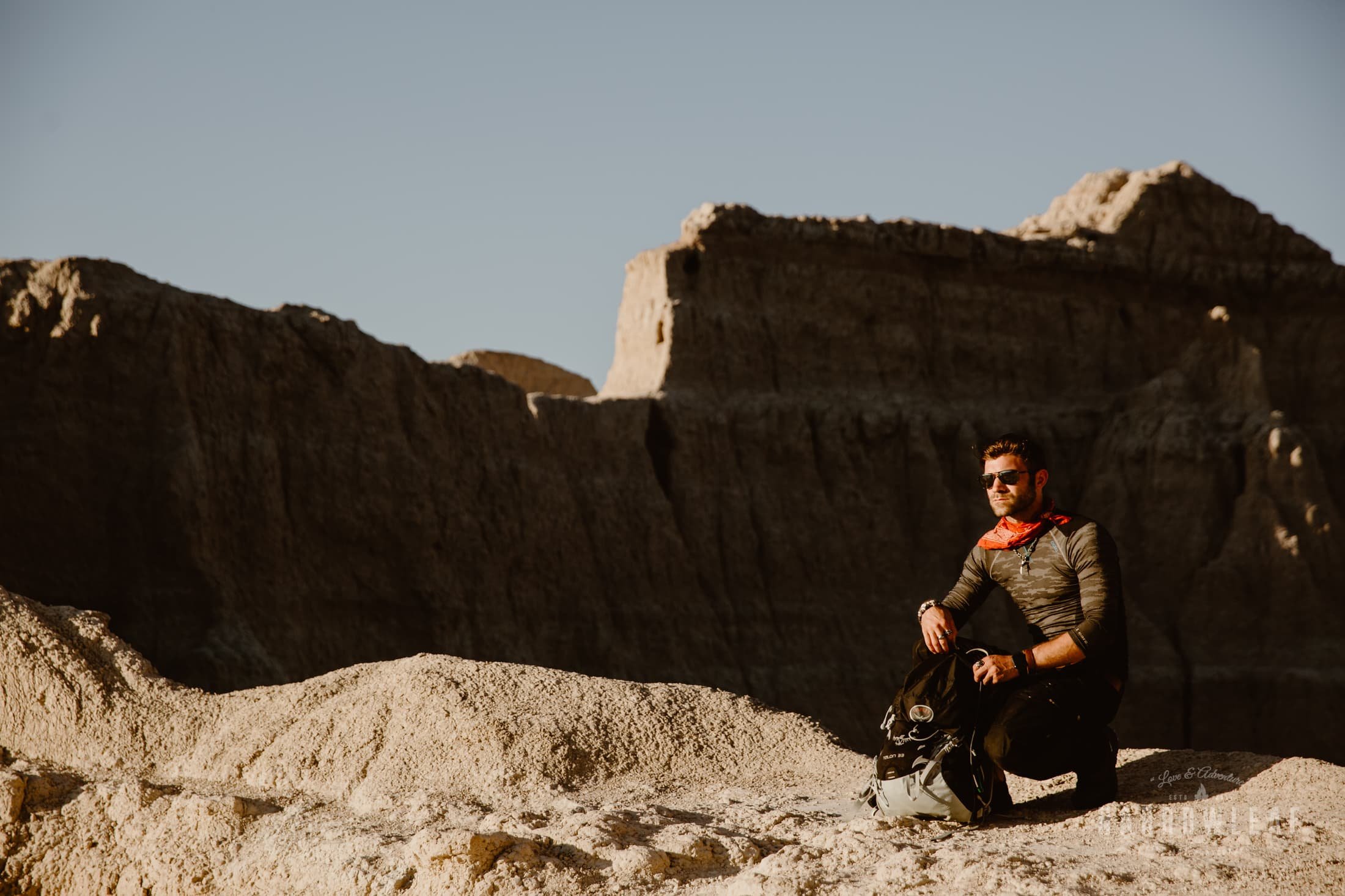 adventure-elopement-photographer-badlands-national-park-Narrowleaf_Love_and_Adventure_Photography-3098.jpg