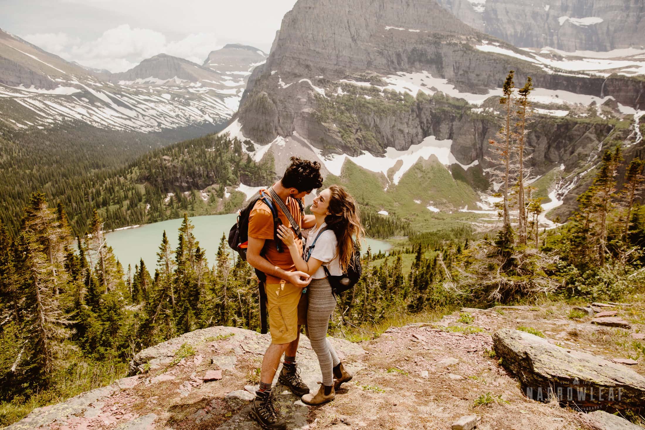 glacier-national-park-Elopement-photographer-Narrowleaf_Love_and_Adventure_Photography-9791.jpg