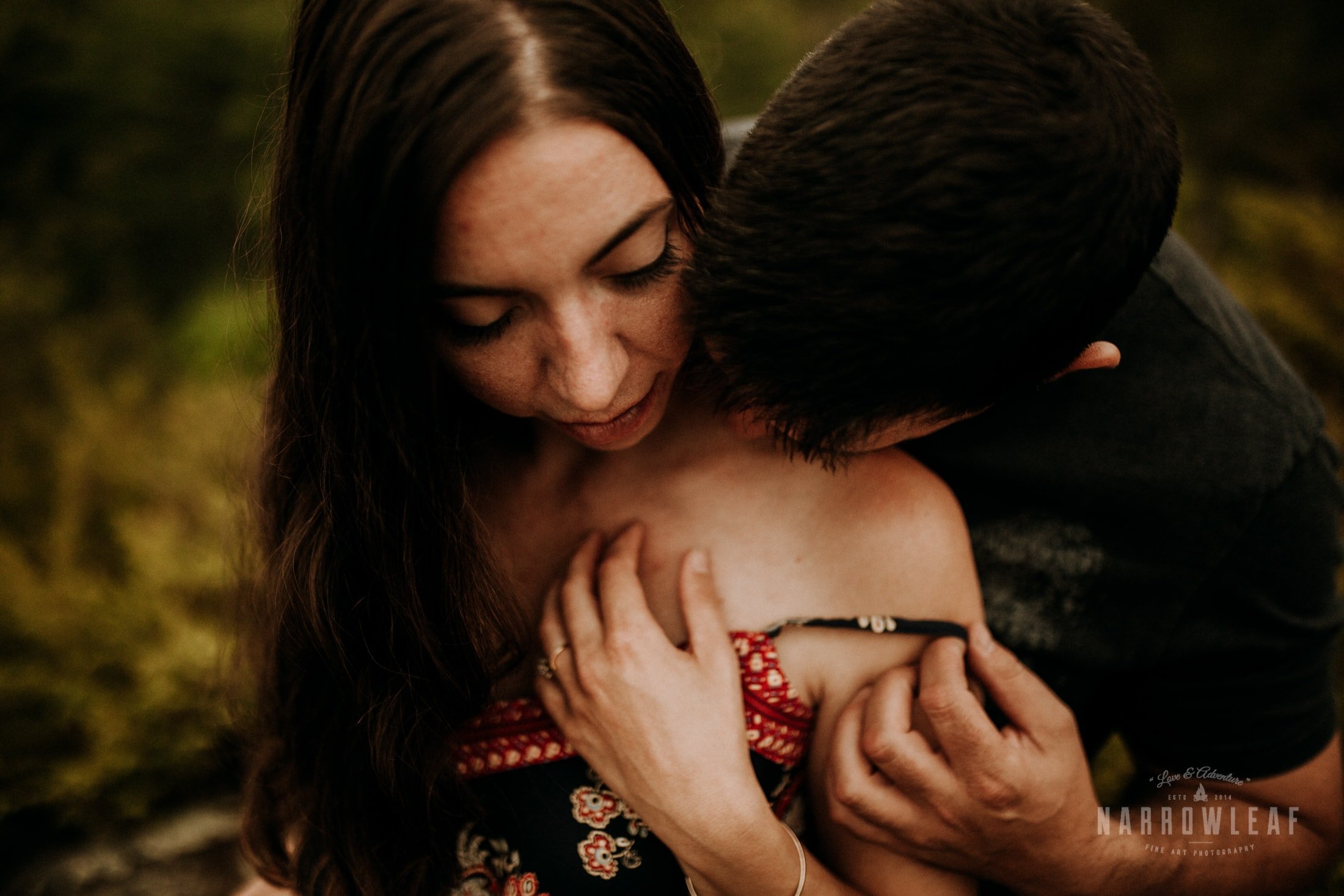 intimate-engagement-photographer-Narrowleaf_Love_and_Adventure_Photography-1031.jpg