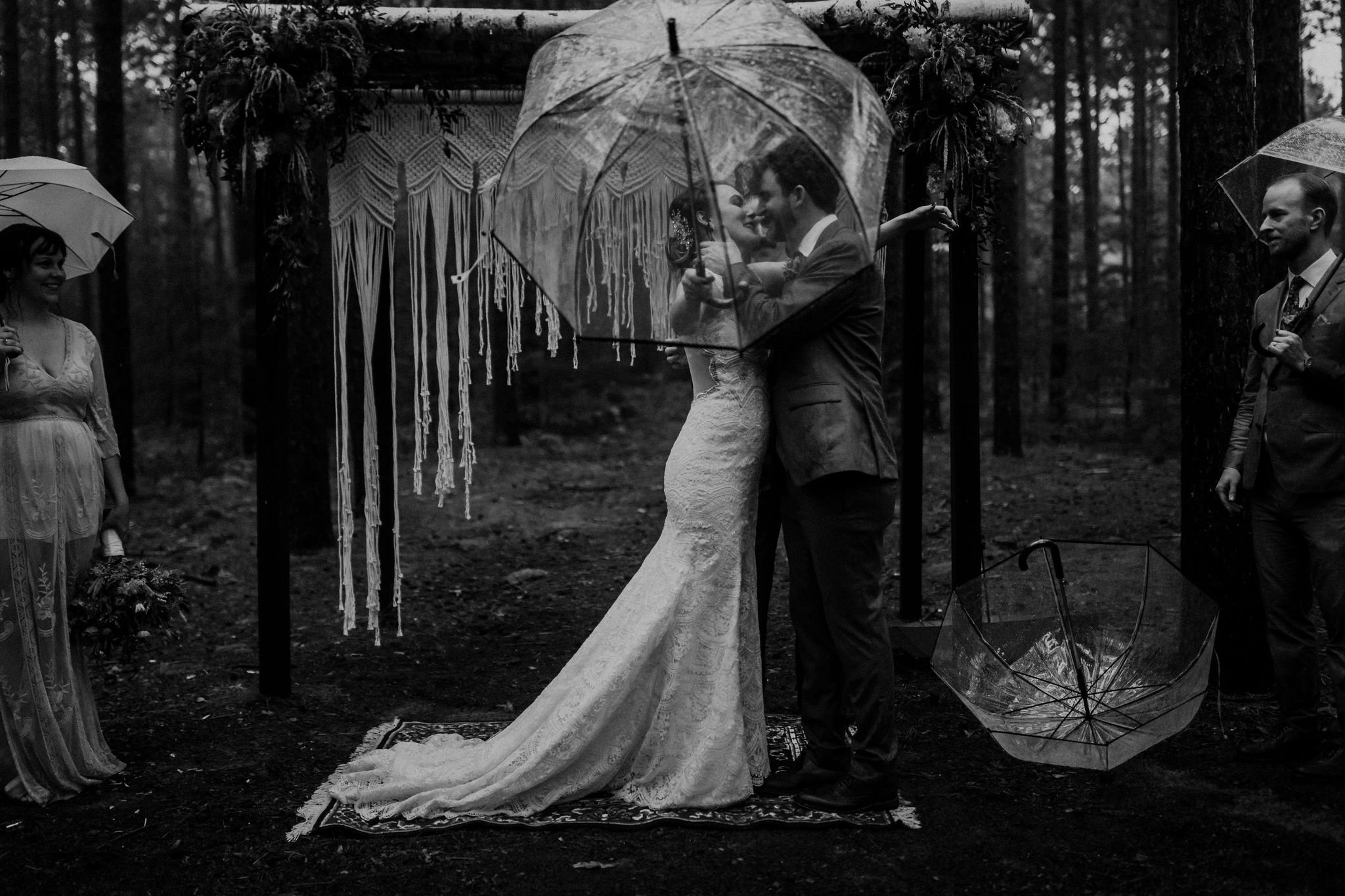 rainy-wedding-33.jpg