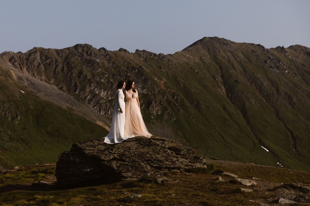 Couple eloping in Alaska