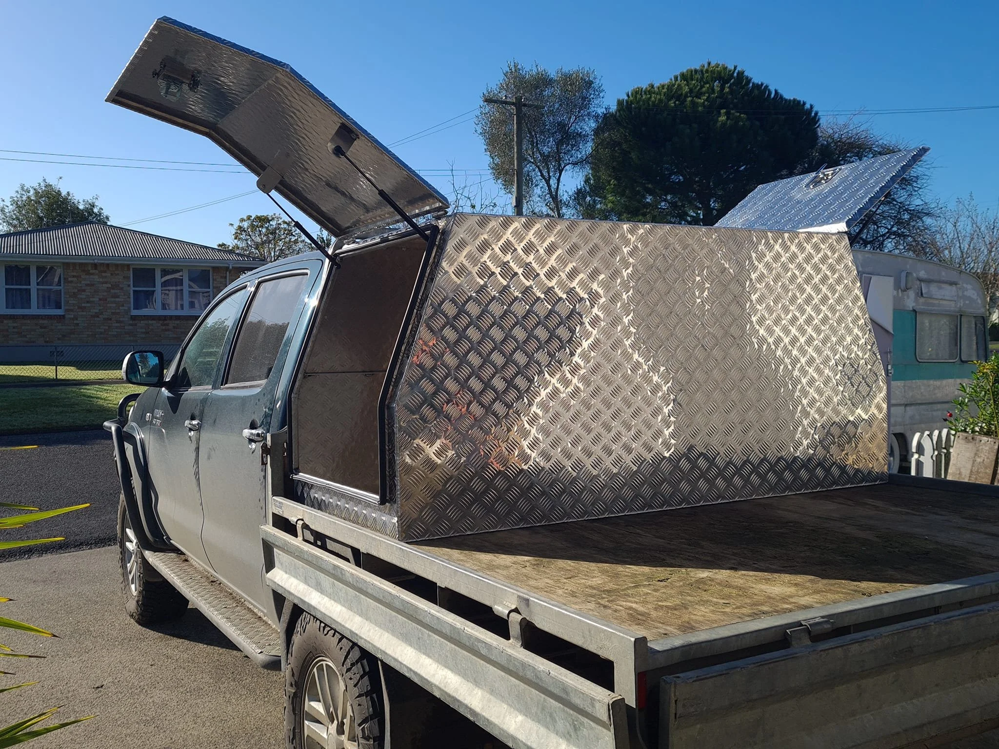 Custom Built Tool Boxes Custom Made Aluminium Dog Boxes