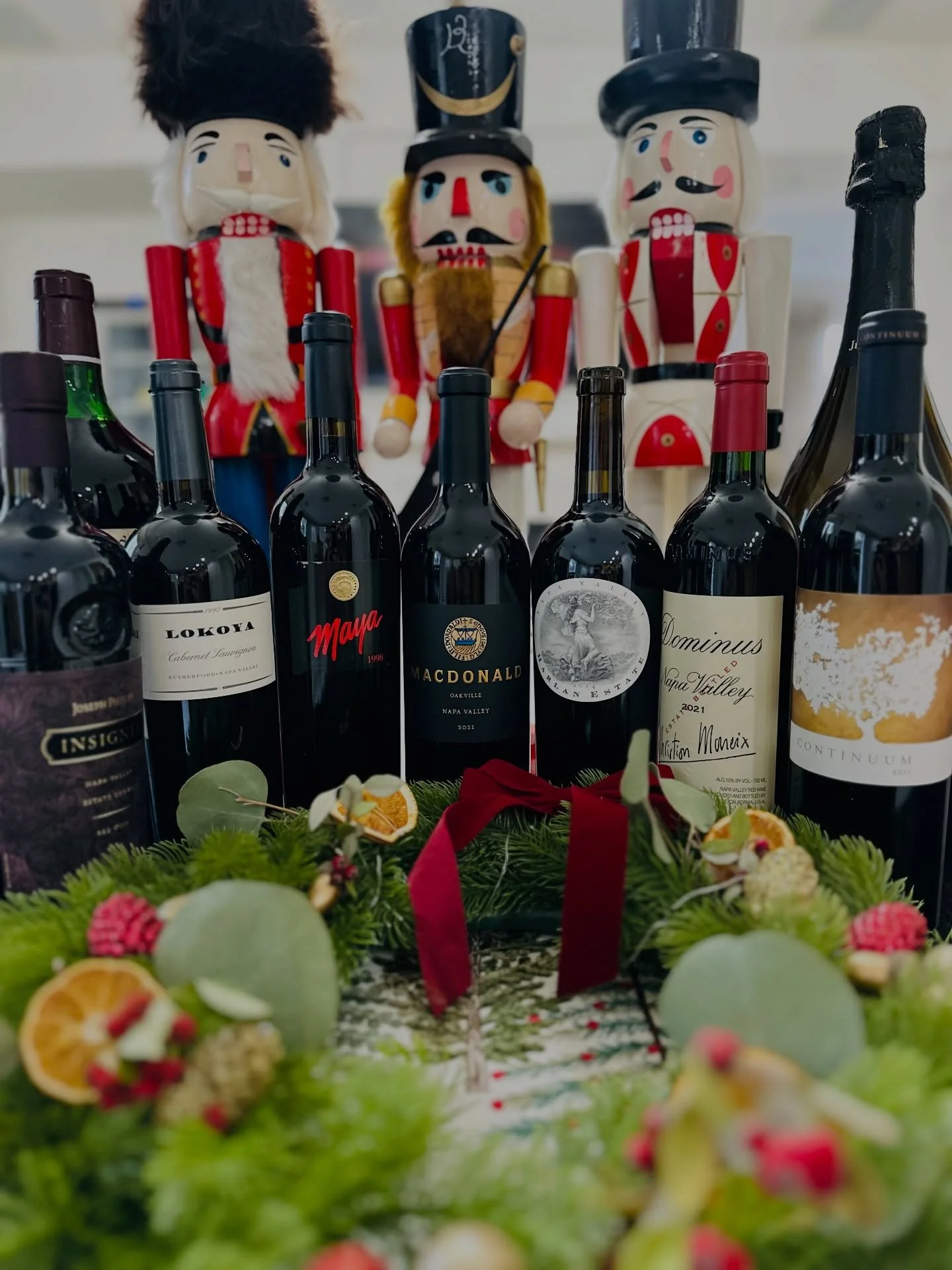 Warmest wishes for a Merry Christmas and Happy Holidays 🎄🍇🌟

Sending you love, joy, and all the festive feels from wine country. May your Christmas be merry and bright with wine, family, and friends. 

Cheers 🍷