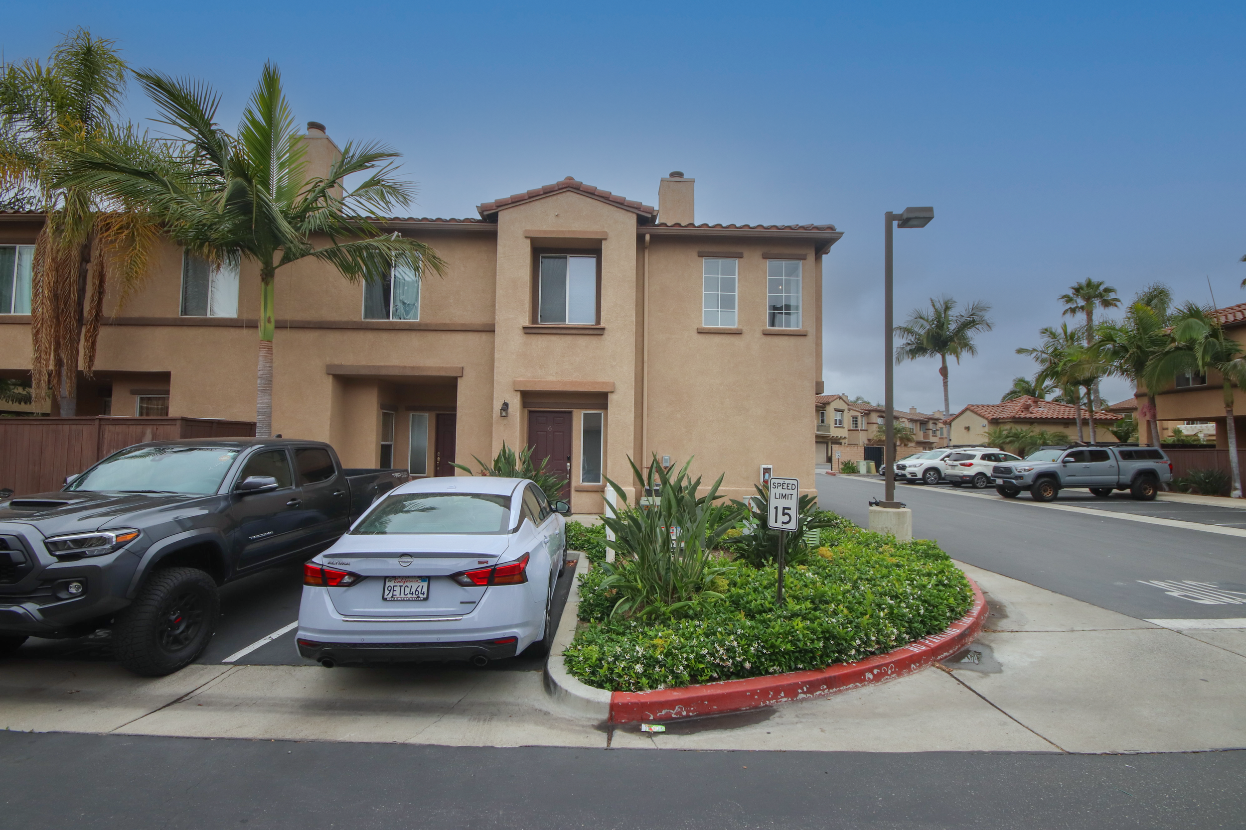 621 Sumner Way #6, Oceanside, CA 92058 