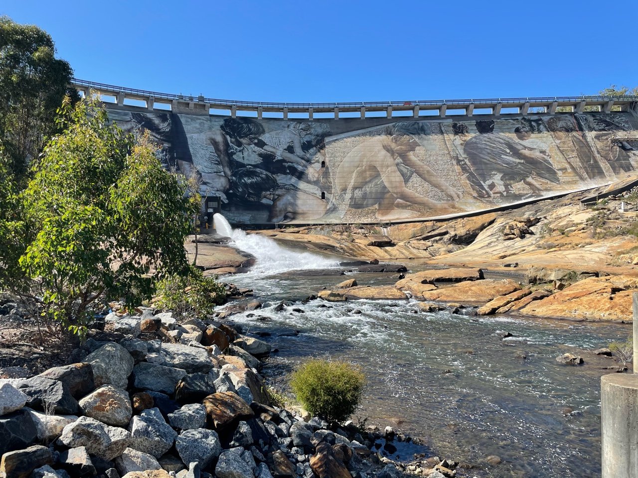 Wellington Dam Mural.jpeg