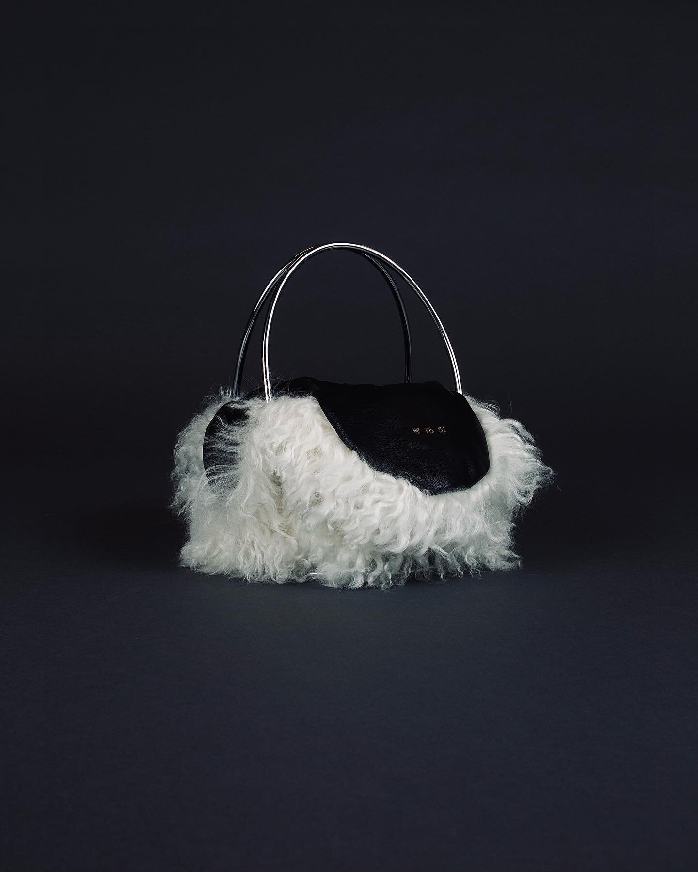 The Corbeille Bag: White Shearling Paired + Black Lambskin ☁️🖤🧺