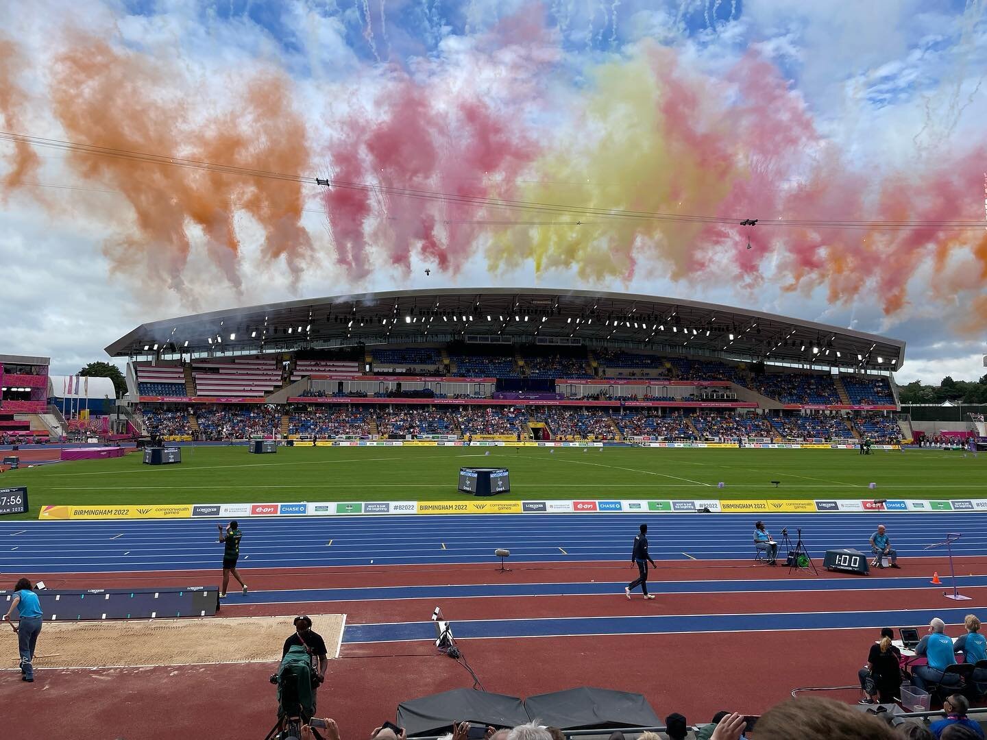 Australia Athletics up and running at the track!