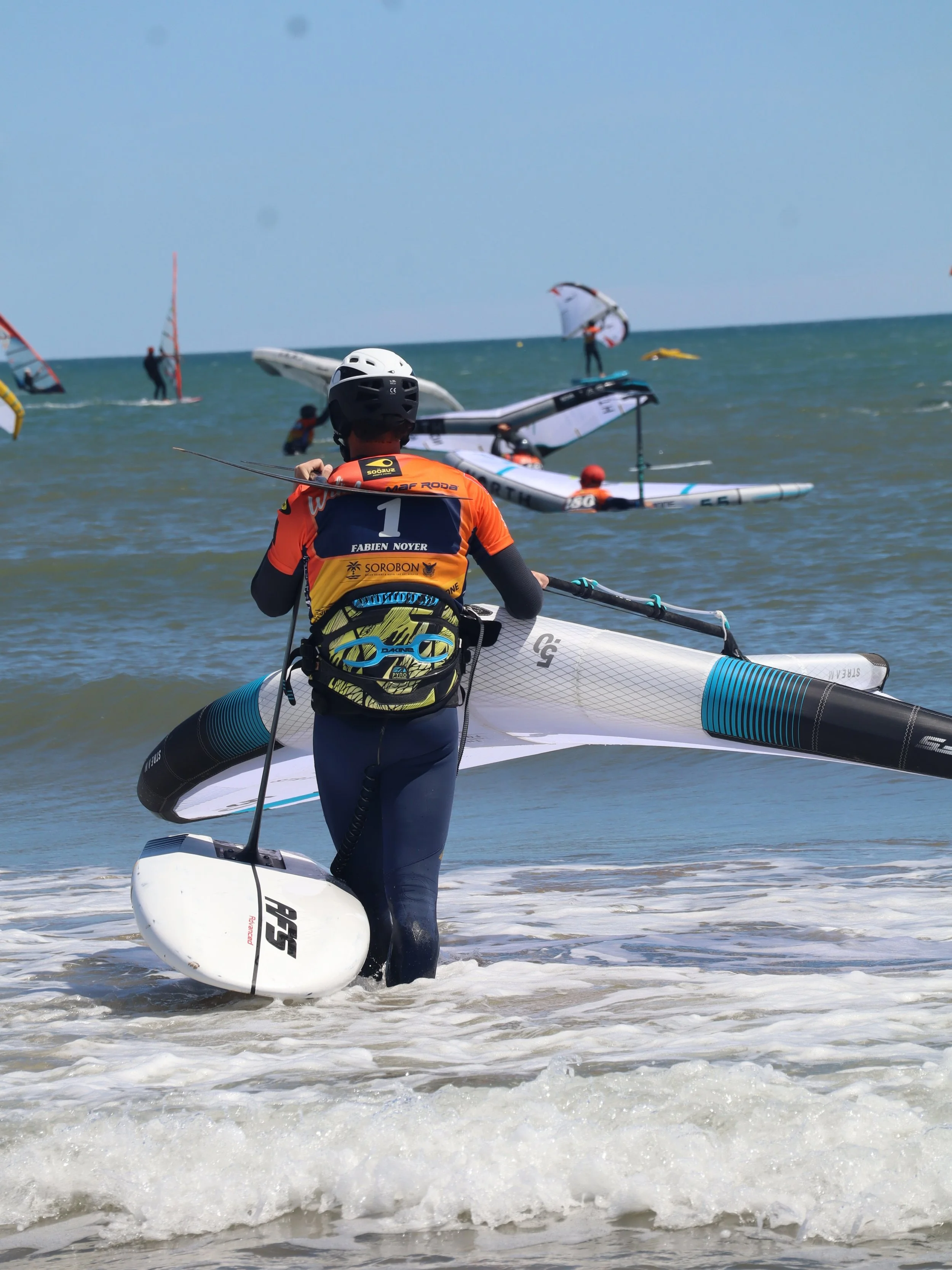 Defi WING 2026 👊🏻🔥
Le SPOT a port&eacute; le dossard avec les copains de @laboutiquedusurfer05 

Merci @afsfoils 

#defiwing
#defiwind