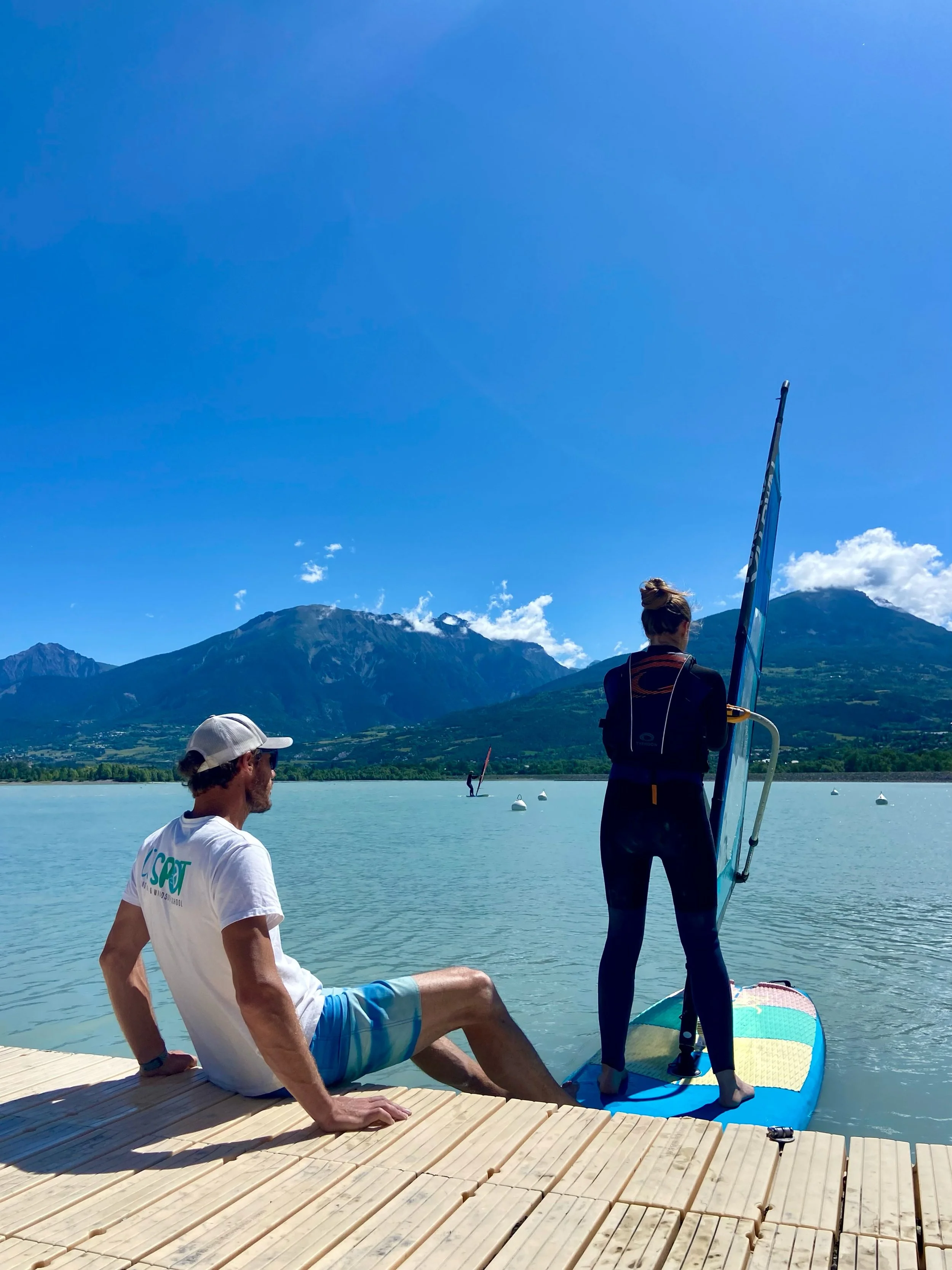 La saison 2026 est lanc&eacute;e ☀️
Du ciel bleu, du vent et du soleil 
Un lac qui se remplit 💦

&Ccedil;a promet encore de belles sessions @serreponcon !
#wingfoil 
#windsurf 
#serrepon&ccedil;on
#&eacute;t&eacute;2026