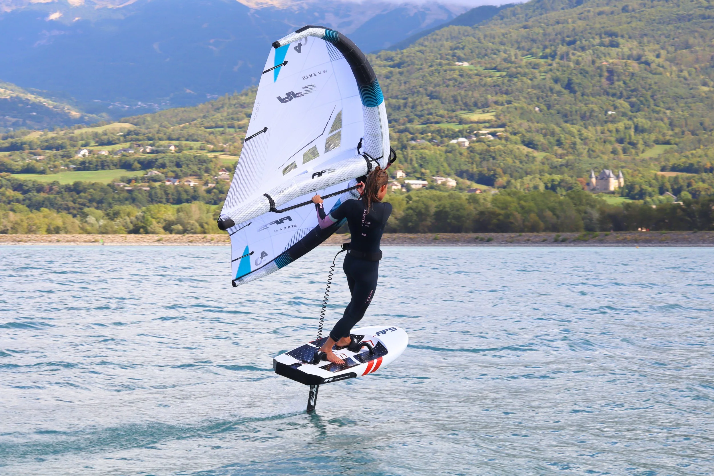 wingfoil le spot serre-ponçon