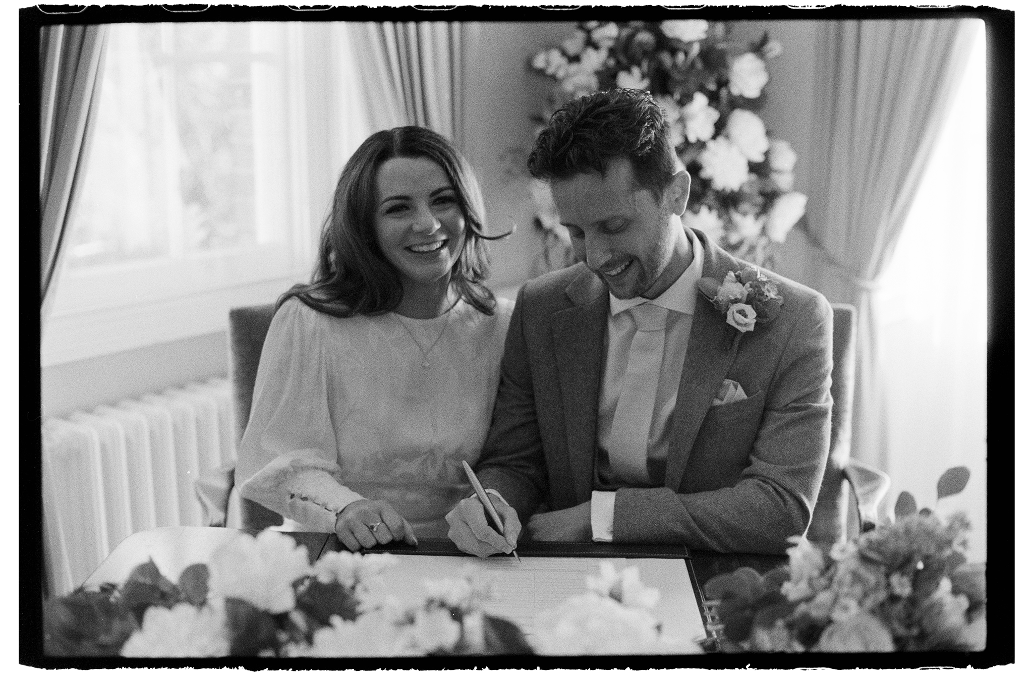 filmweddingphotographer-02.png