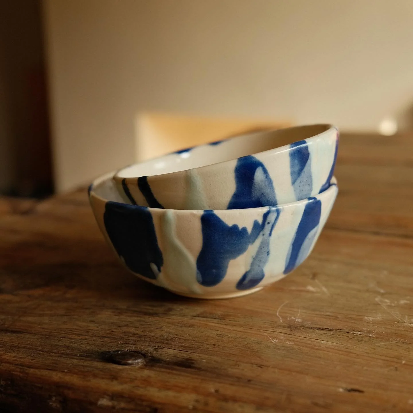 Hand made by me ✨ 

Earlier this year I decided to start another ceramics course because I really missed making with my hands. 

I design a lot of ceramics for my job, so getting the chance to holistically work with clay and glaze was so refreshing. 