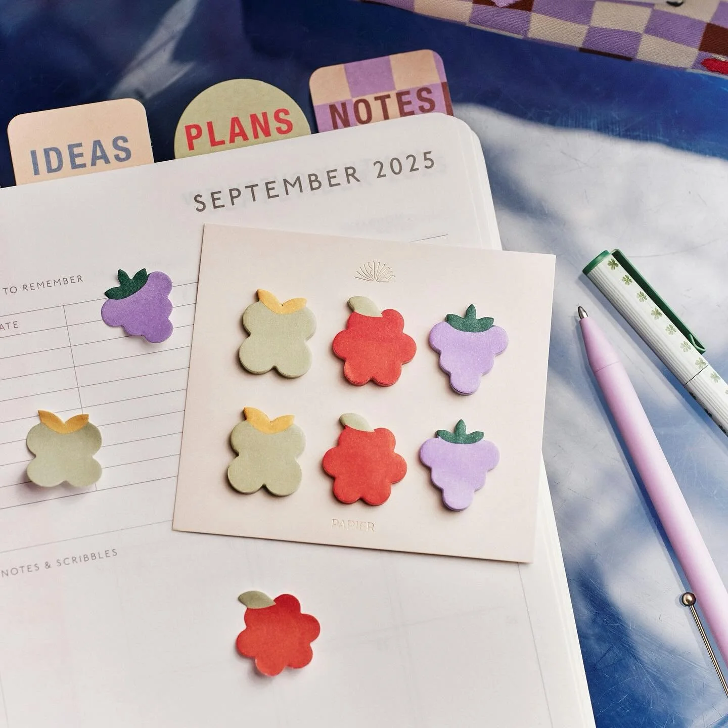 The most delicious lil sticky tabs designed for @papier 🍐 🍊 🍇 

More projects with Papier to launch soon which I&rsquo;m SO excited to share 💌

⠀
⠀
⠀
⠀
⠀
⠀
#stationery #homewaredesigner #productdesigner #freelancedesigneruk