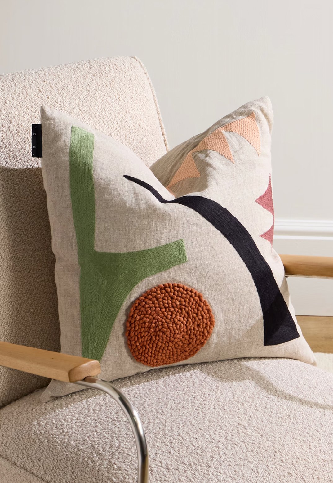 11-AMBERHARRIS-dentoncushion2.jpg