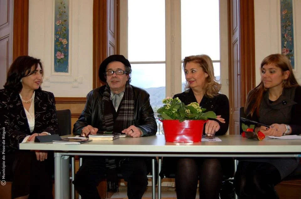 Quero dizer-te,amor - Ilustrações livroBragaAmaral-JúliaFernandes7.jpg