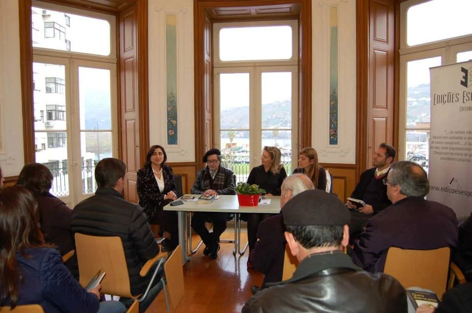 Quero dizer-te,amor - Ilustrações livroBragaAmaral-JúliaFernandes8.jpg