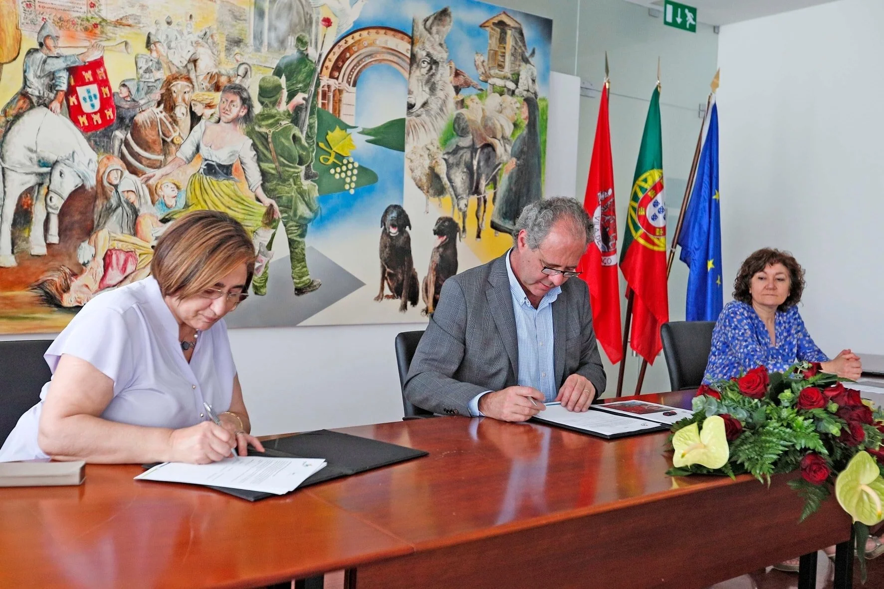 Pinturas Inês Negra - Torre de Menagem, Melgaço