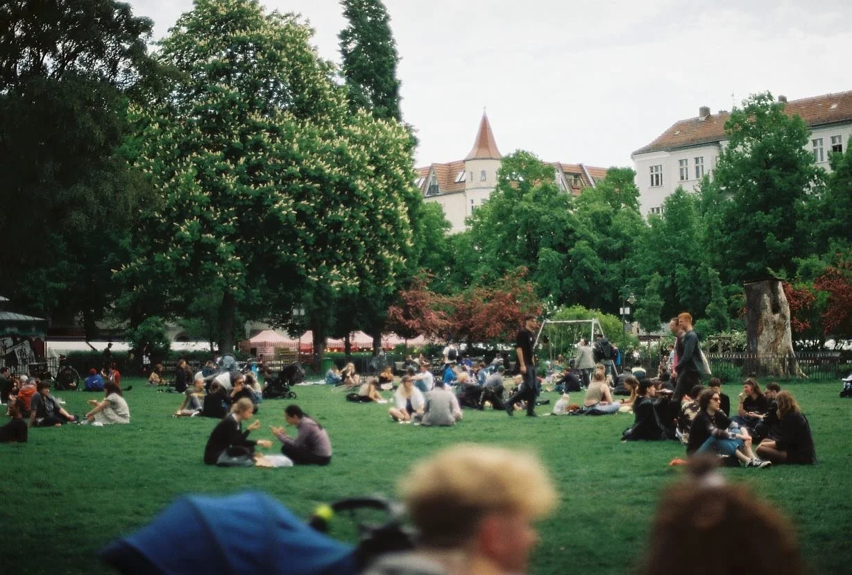 Found a new expensive hobby: capturing life on film 🎞️ 
#berlinphotography #analogfilm