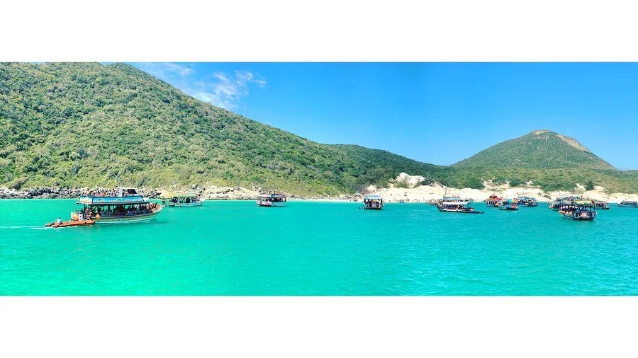 About Arraial do Cabo ⛵️🏝🇧🇷🤙🏼💙 #arraialdocabo #ilhadofarol #praiadoforno #brasil #holiday #sea #festa #boat #beach #fun #love