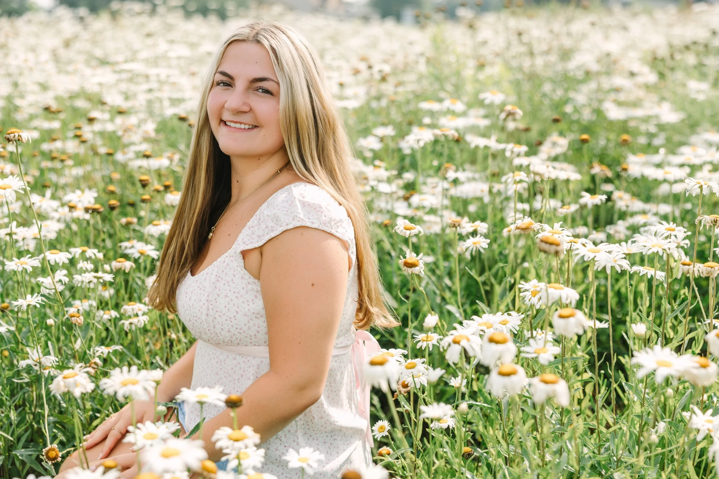 Kendall - Wildflower Look Out Senior Photos 