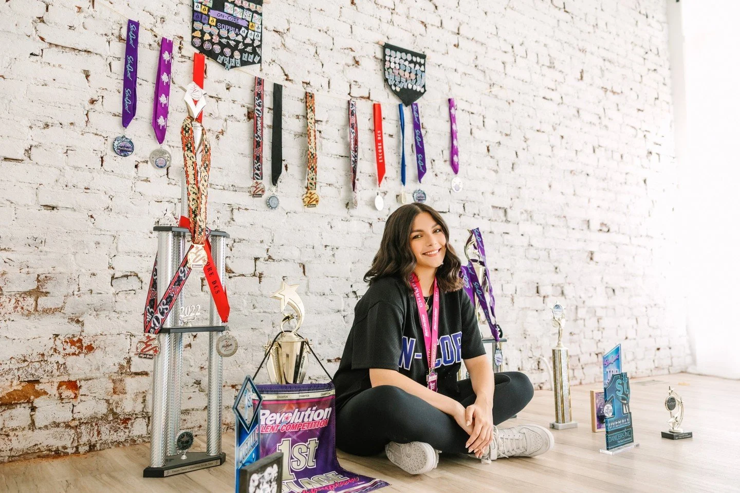 ✨Sophia ✨

Some sessions feel extra special&hellip; and Sophia&rsquo;s is absolutely one of them. 
I first met Sophia years ago as past senior,Michaela's, little sister. 
Ever since that day, I&rsquo;ve been counting down the years until her turn in 