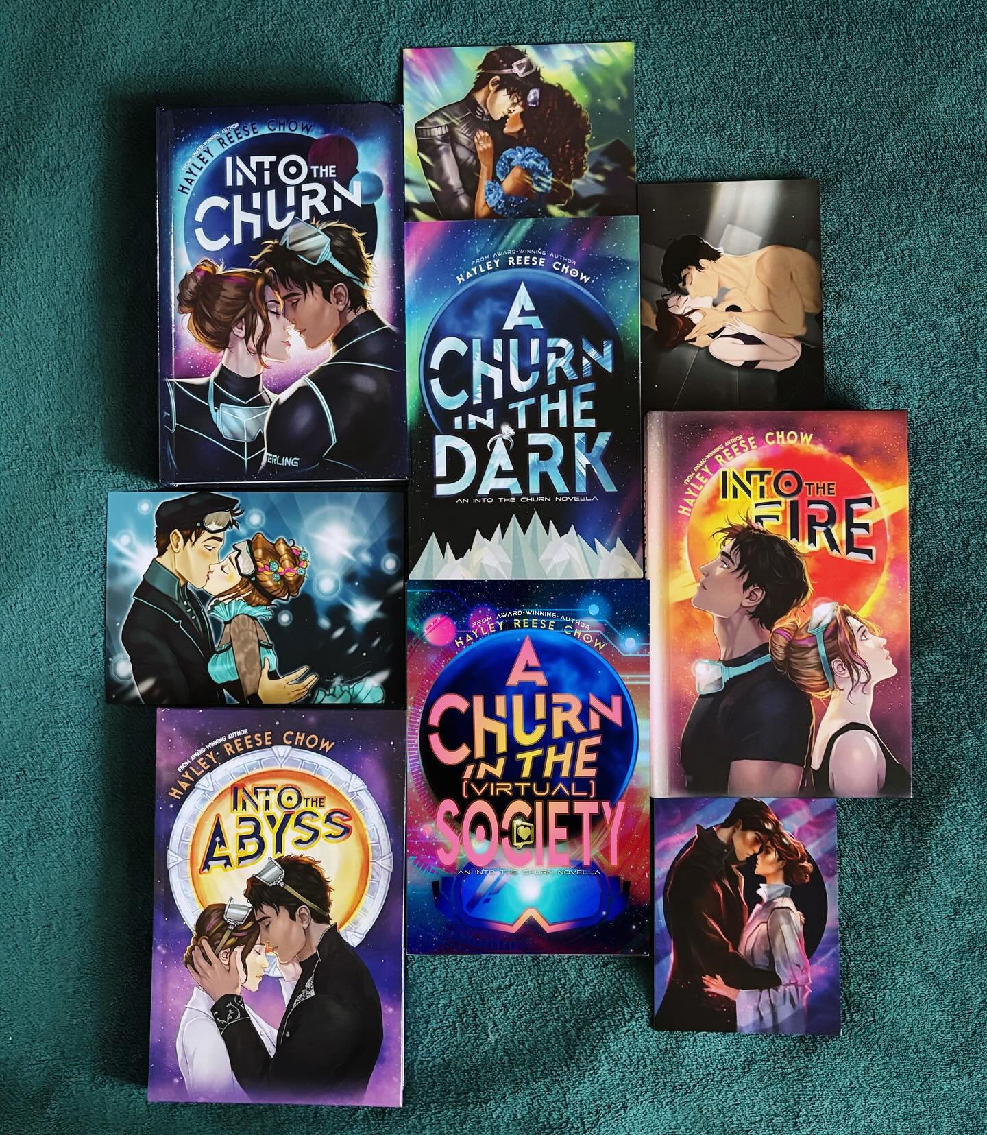 Today is the final Into the Churn cover reveal 😱💜🪐

A CHURN IN THE (VIRTUAL) SOCIETY is a romcom-like novella in @hayleyreesechow &lsquo;s Into the Churn series (book 3.5) following Ezren&rsquo;s best friend, Micah, with all the You&rsquo;ve Got M