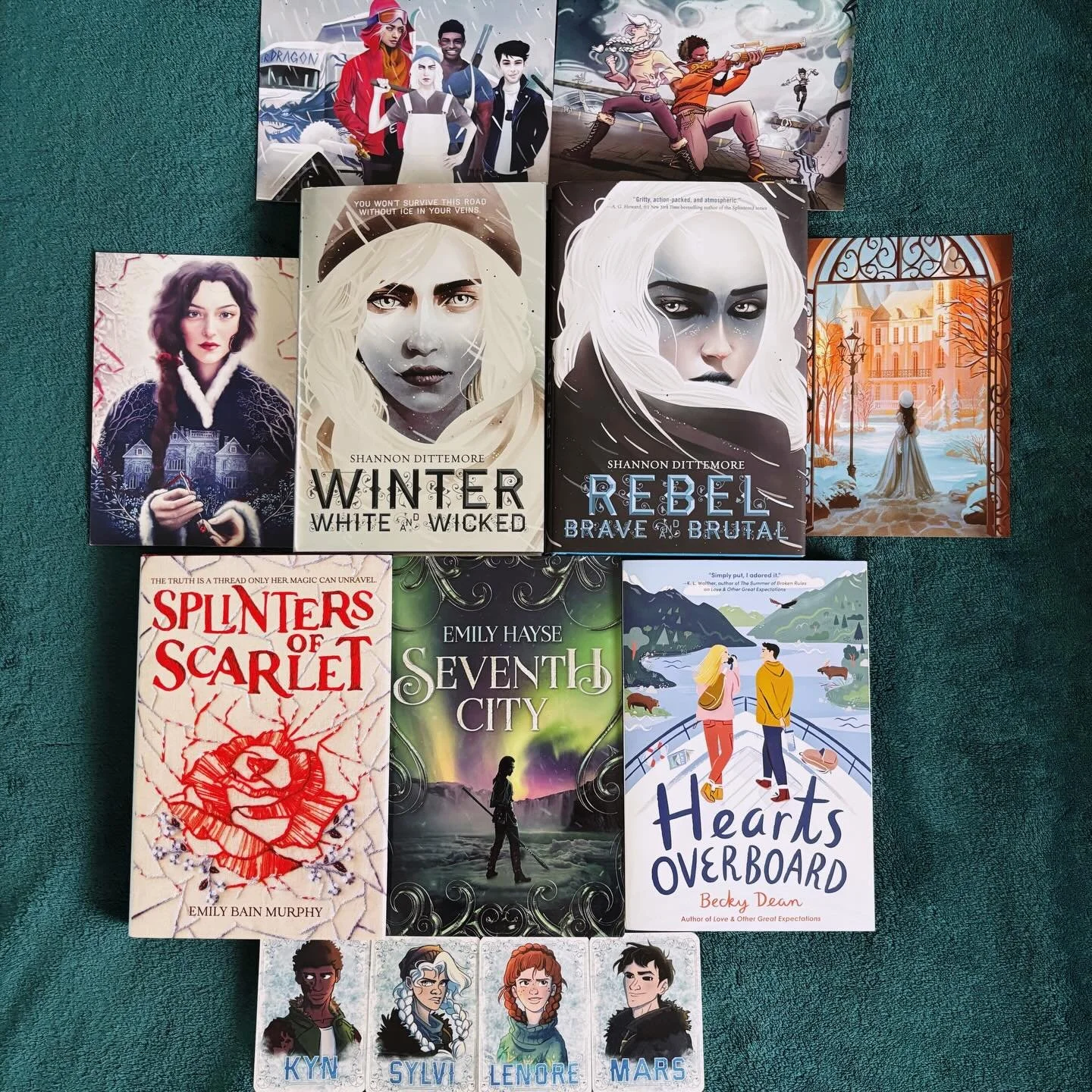 Turns out that digging your car out from tons of snow using a regular dirt shovel is not a good time. It also turned my silver gloves brown 😝

Anyway, it&rsquo;s back to normal life after a crazy snowstorm that snowed me in for three days! Lots of c