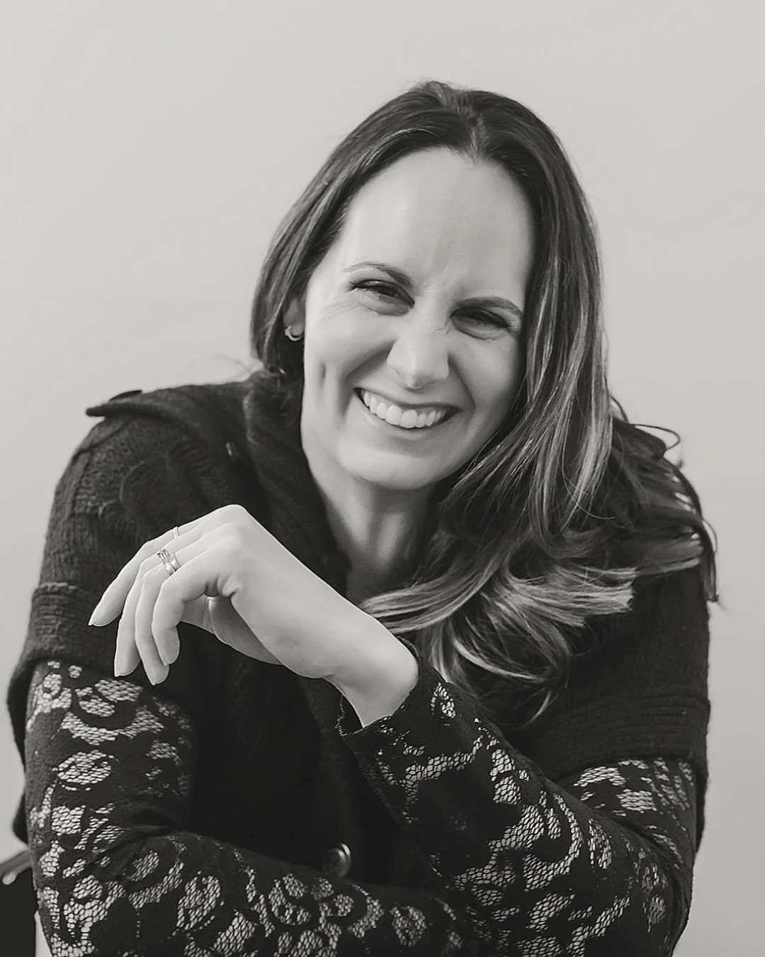 Woman #1 of 50 🙌🏻

The moment Lindsay and I met, we got deep. I&rsquo;m talking &ldquo;I need to give you a hug&rdquo; deep.

That first meeting wasn&rsquo;t the same day as this session, but honestly, it very well could have been. 

Having her say