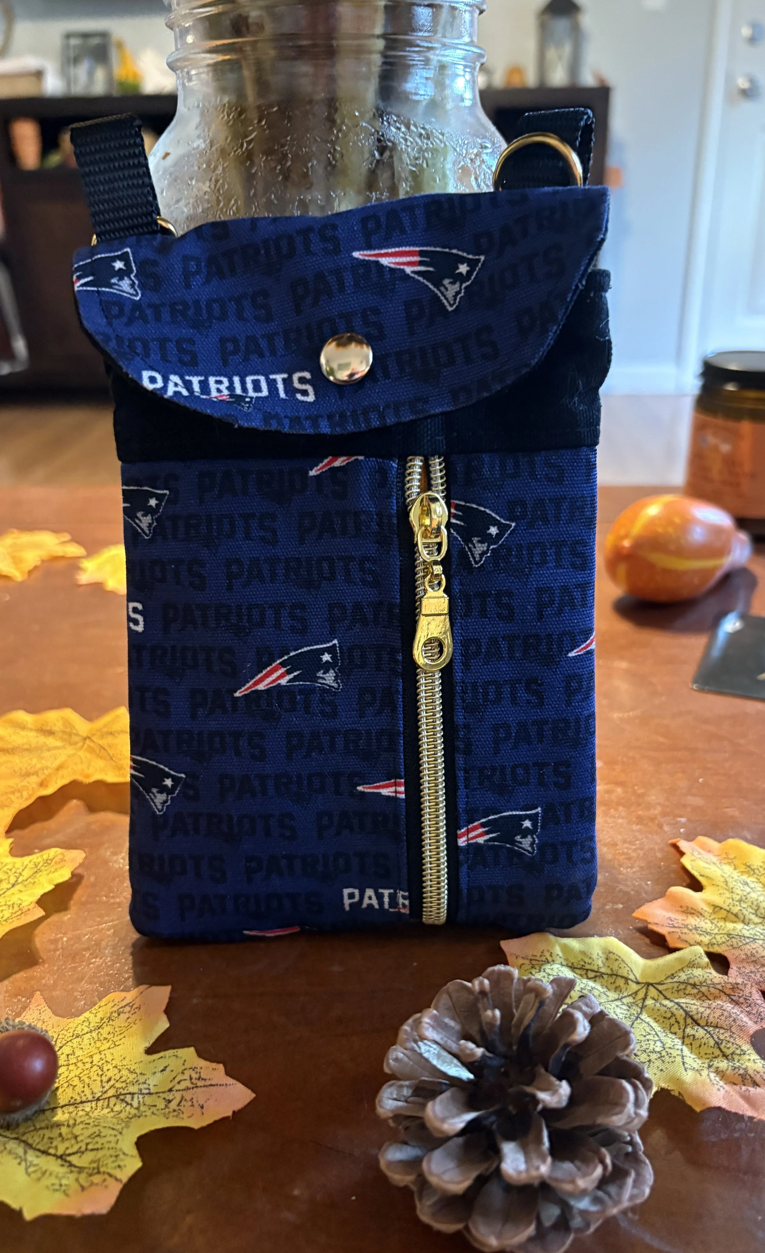Patriots Football (gold zipper)