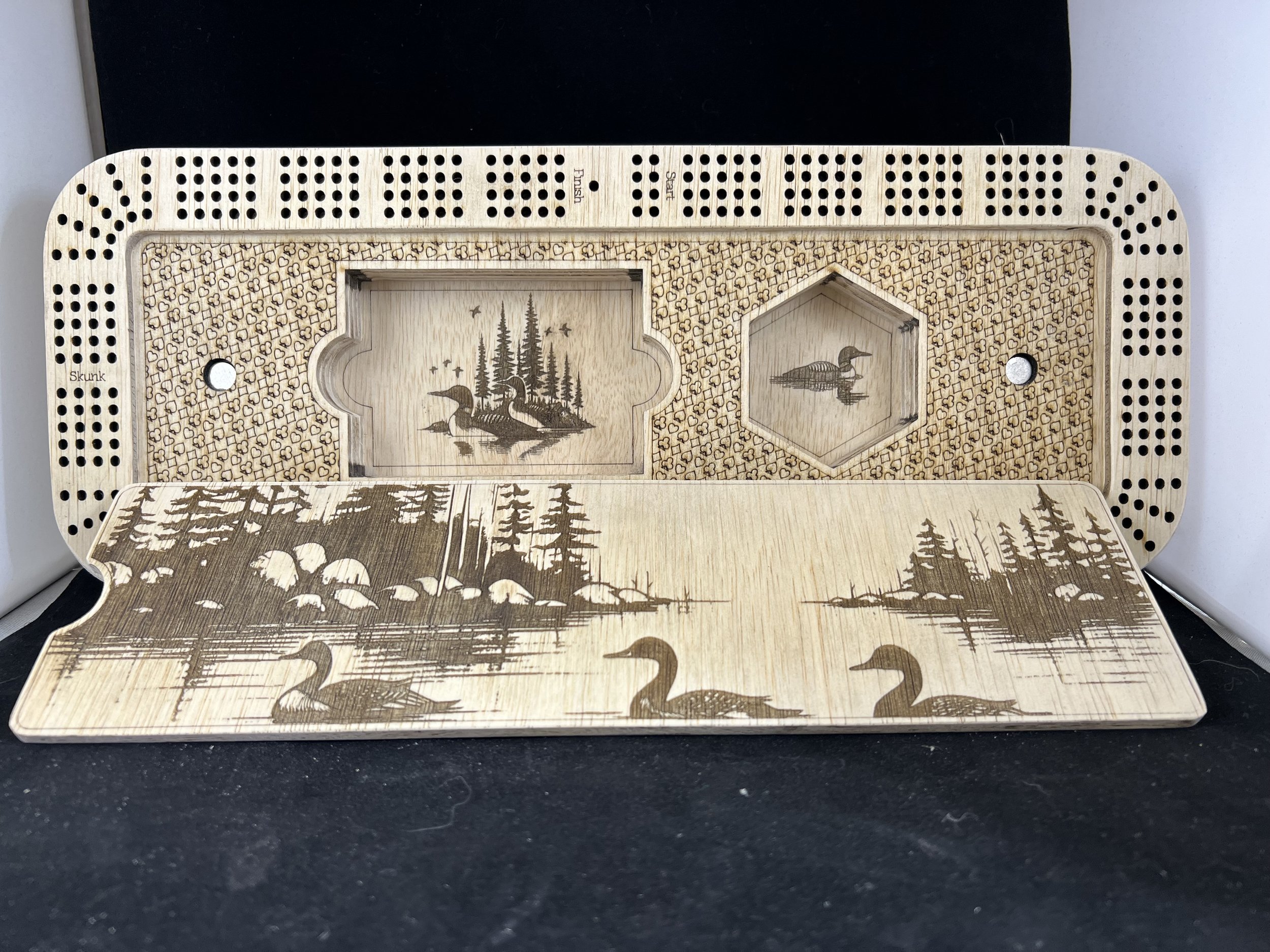 Loon rectangle cribbage board