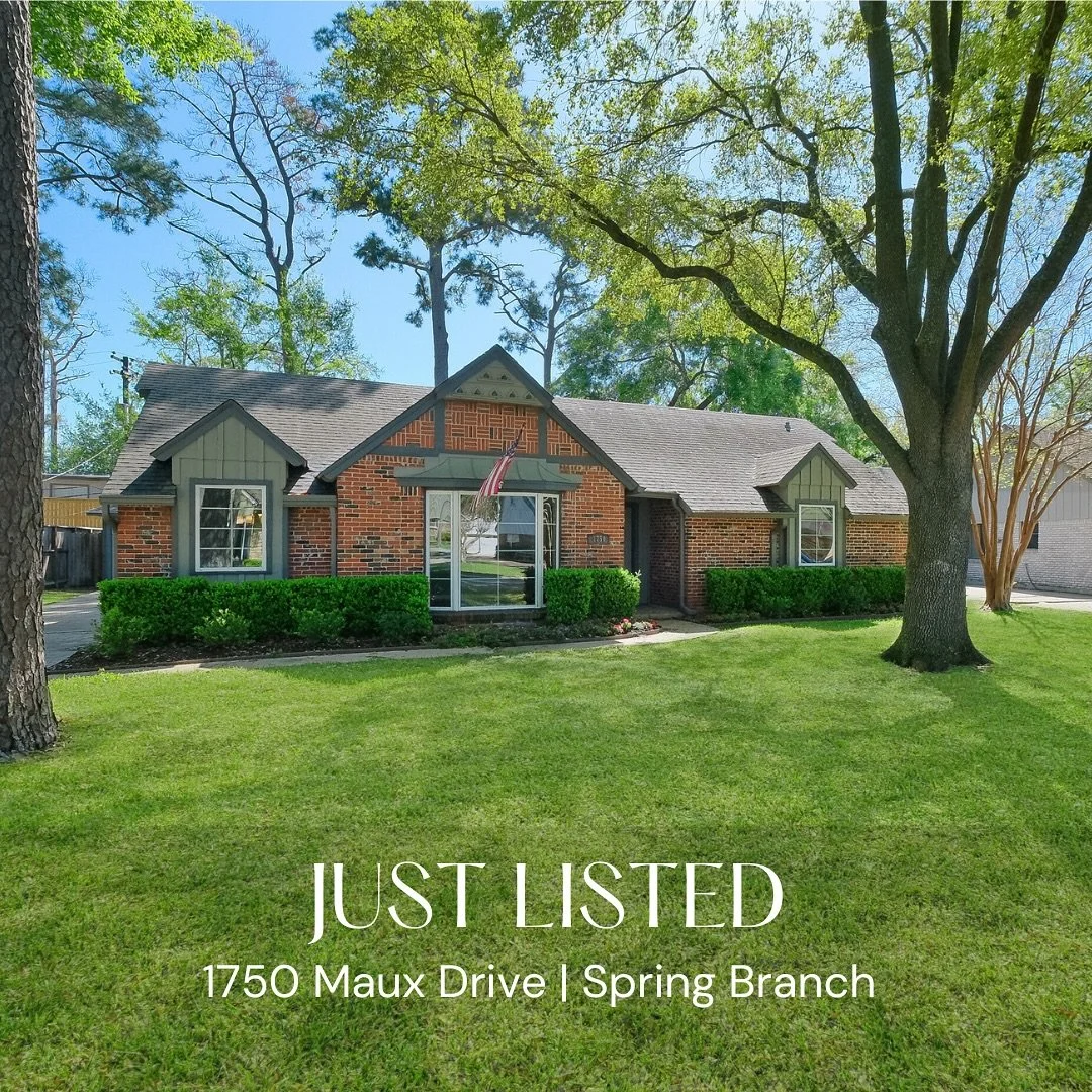 🏡 New Listing in Royal Oaks &ndash; Open House Sat &amp; Sun 12-2 PM! 🏡

Welcome to 1750 Maux Dr., a beautifully updated home in the sought-after Royal Oaks community! Thoughtfully remodeled in 2016, this charming home features:

✨ Spacious &amp; b