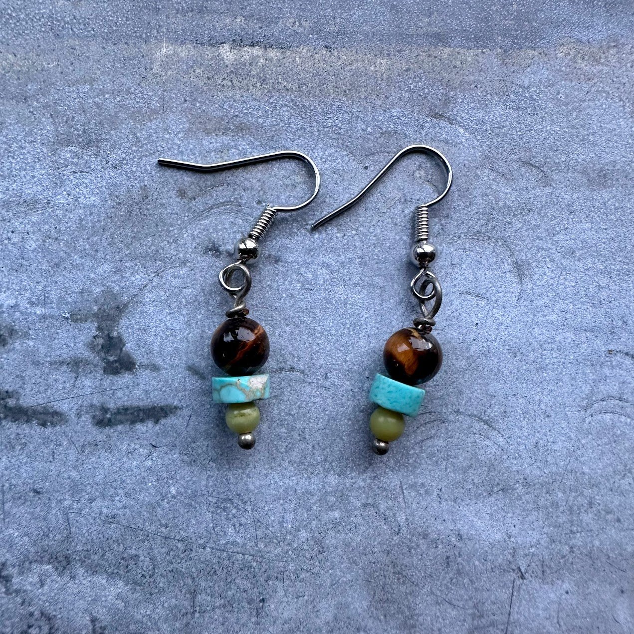 Tigerøje, turkis og jade