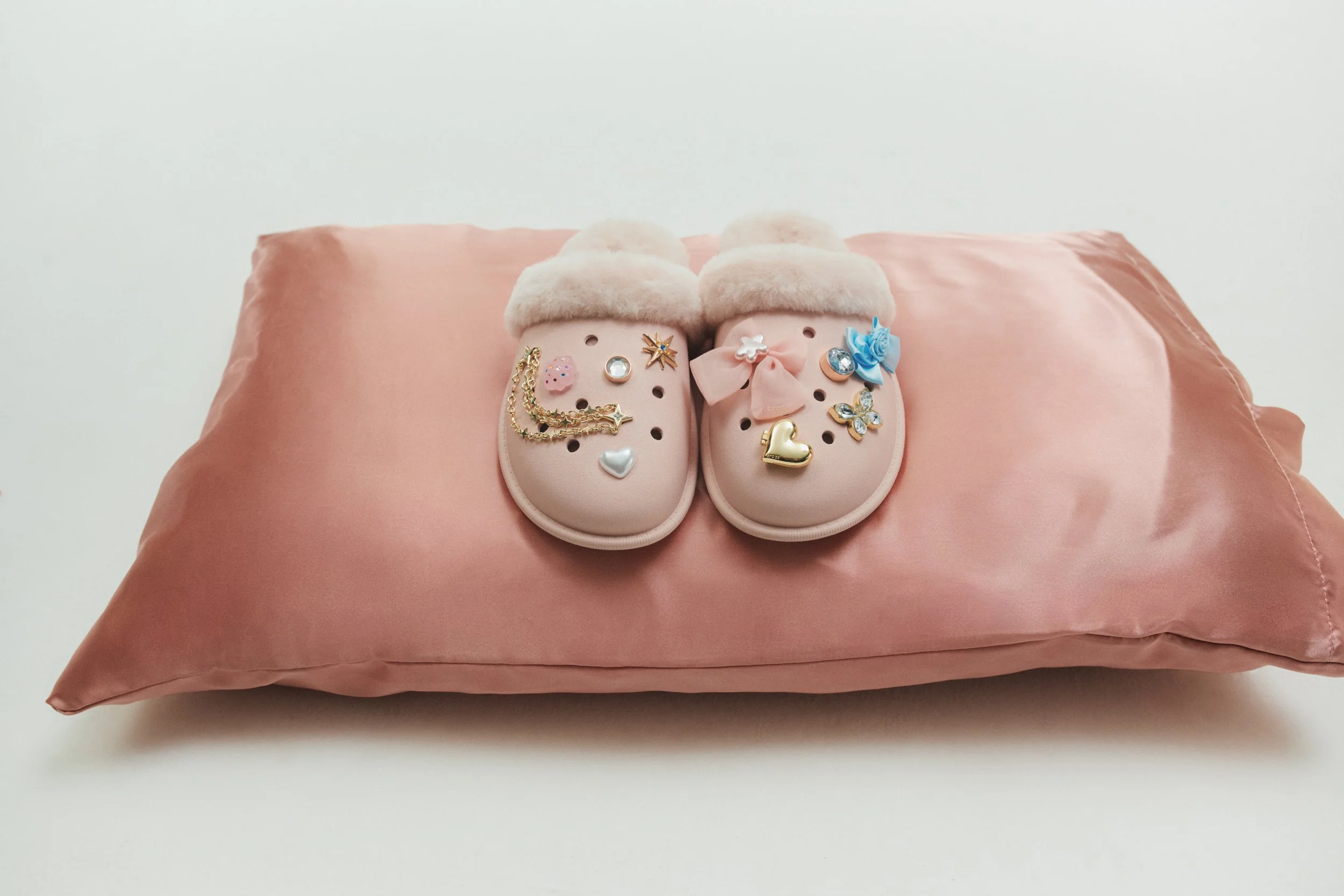 S326_Personalization_PreGoingOut_Studio_StillLife_212143-6UR_4884.jpg