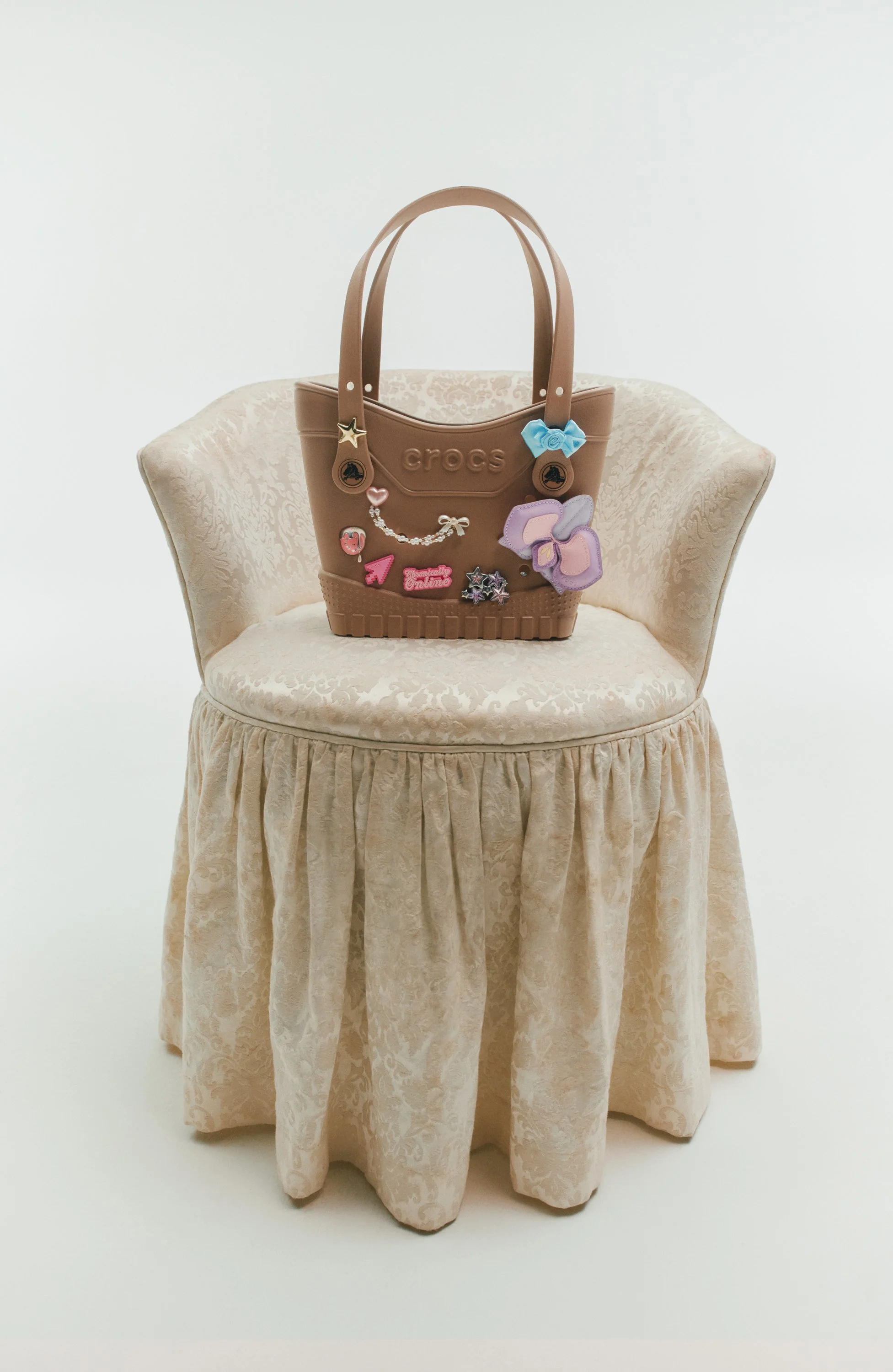 S326_Personalization_PreGoingOut_Studio_StillLife_211702-2Q9_4863.jpg