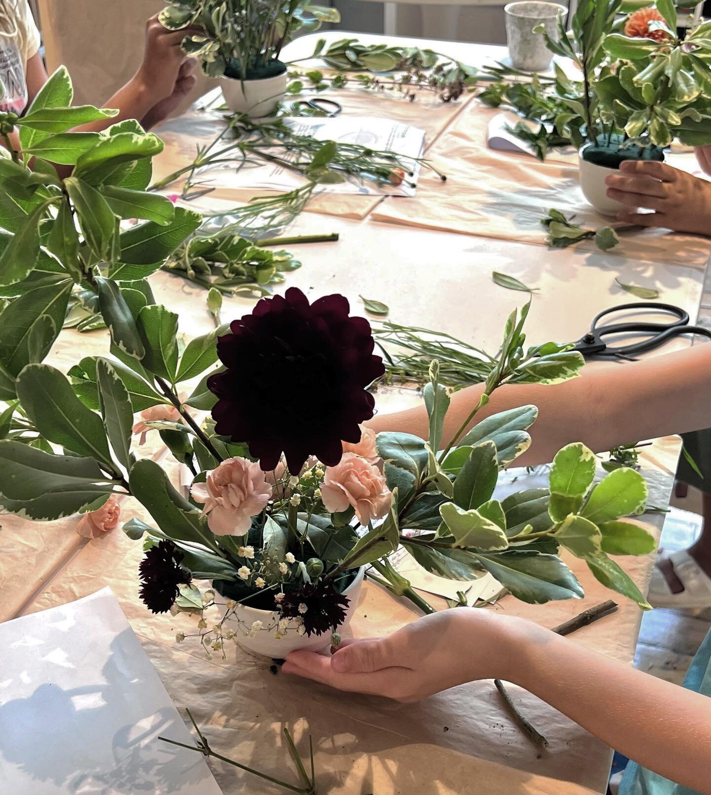 @conodio store is open on weekends on The Loft! 

The beautiful little flower shop will be offering table flower arrangements and more! Come by and visit from 11:00-18:00! 

Next week store hour will be
9/9 Friday 11:00-18:00
9/10 Saturday 11:00-18:0