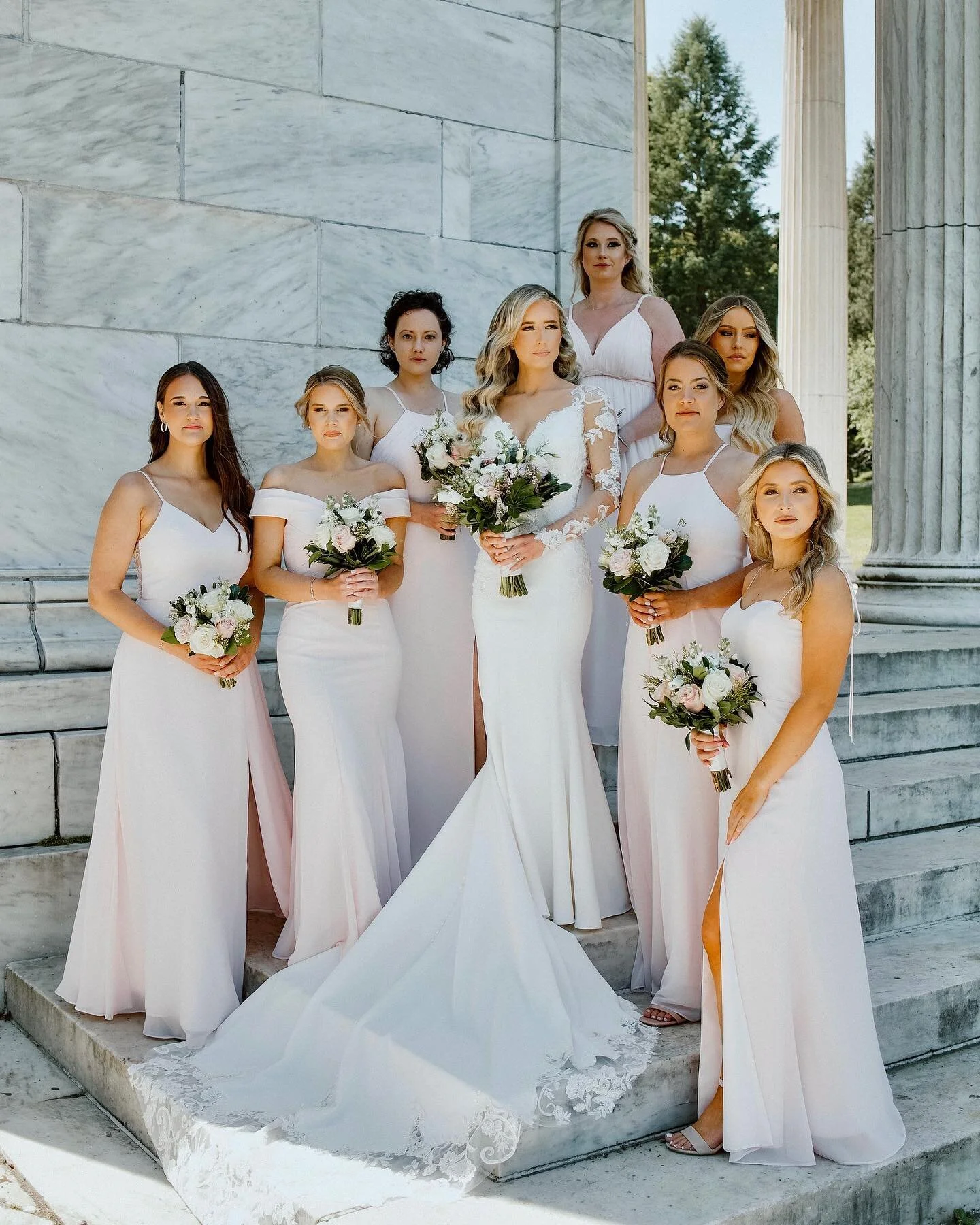 Have you ever seen a more gorgeous group of ladies?! 😍