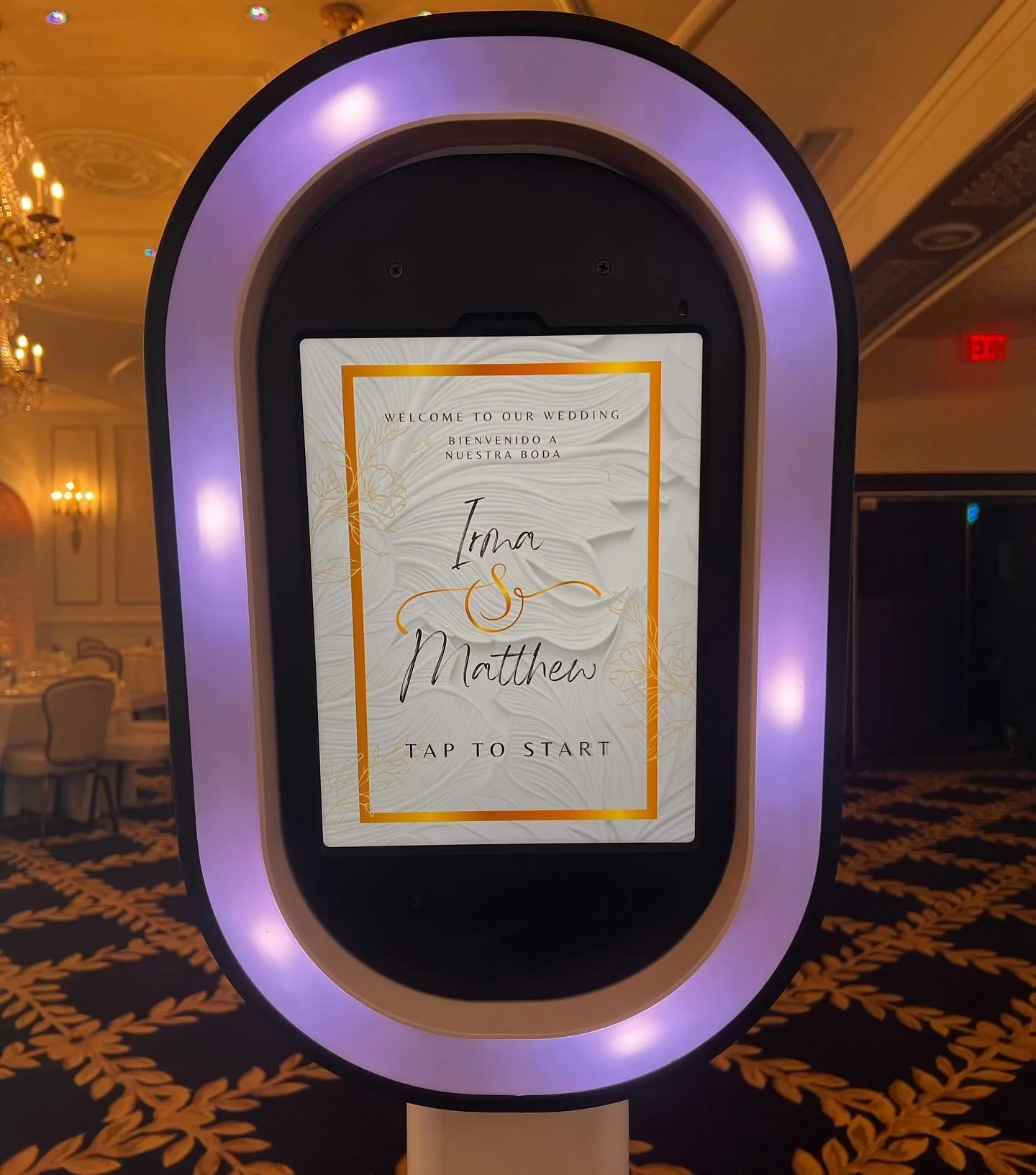 Making memories, one click at a time ! 

#photobooth #photoboothwedding #photoboothfun #photoboothrentals #photoboothmemories #bookusforyournextevent #theysaidyes #weddingvibes