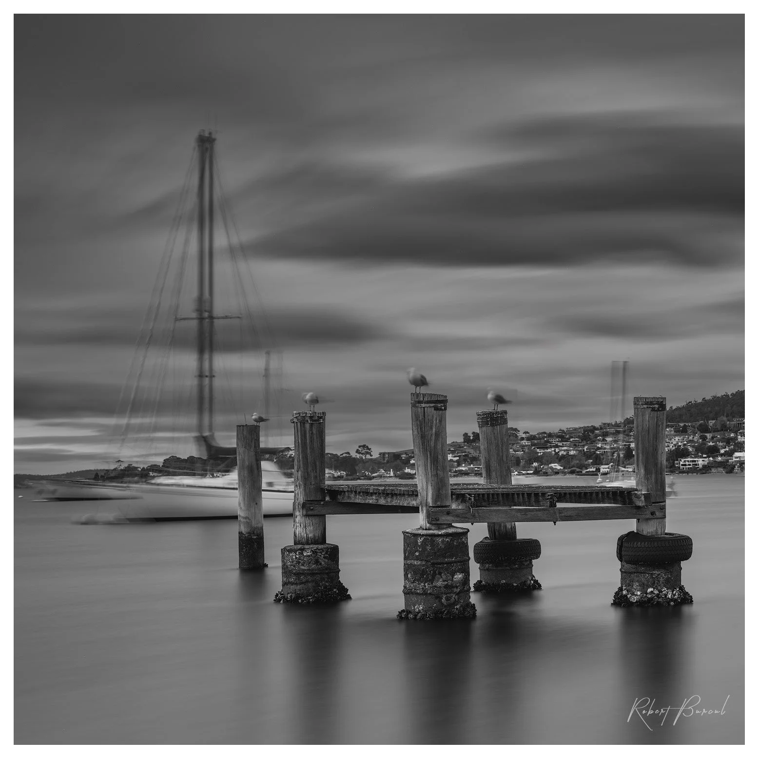 Boat anchorage