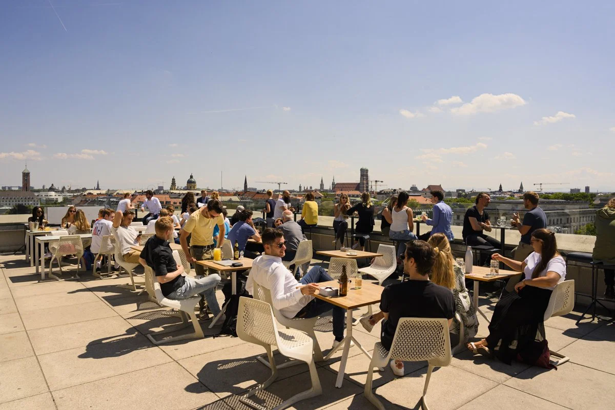 janina-laszlo-merian-munich-architecture-and-atmosphere  048.jpg