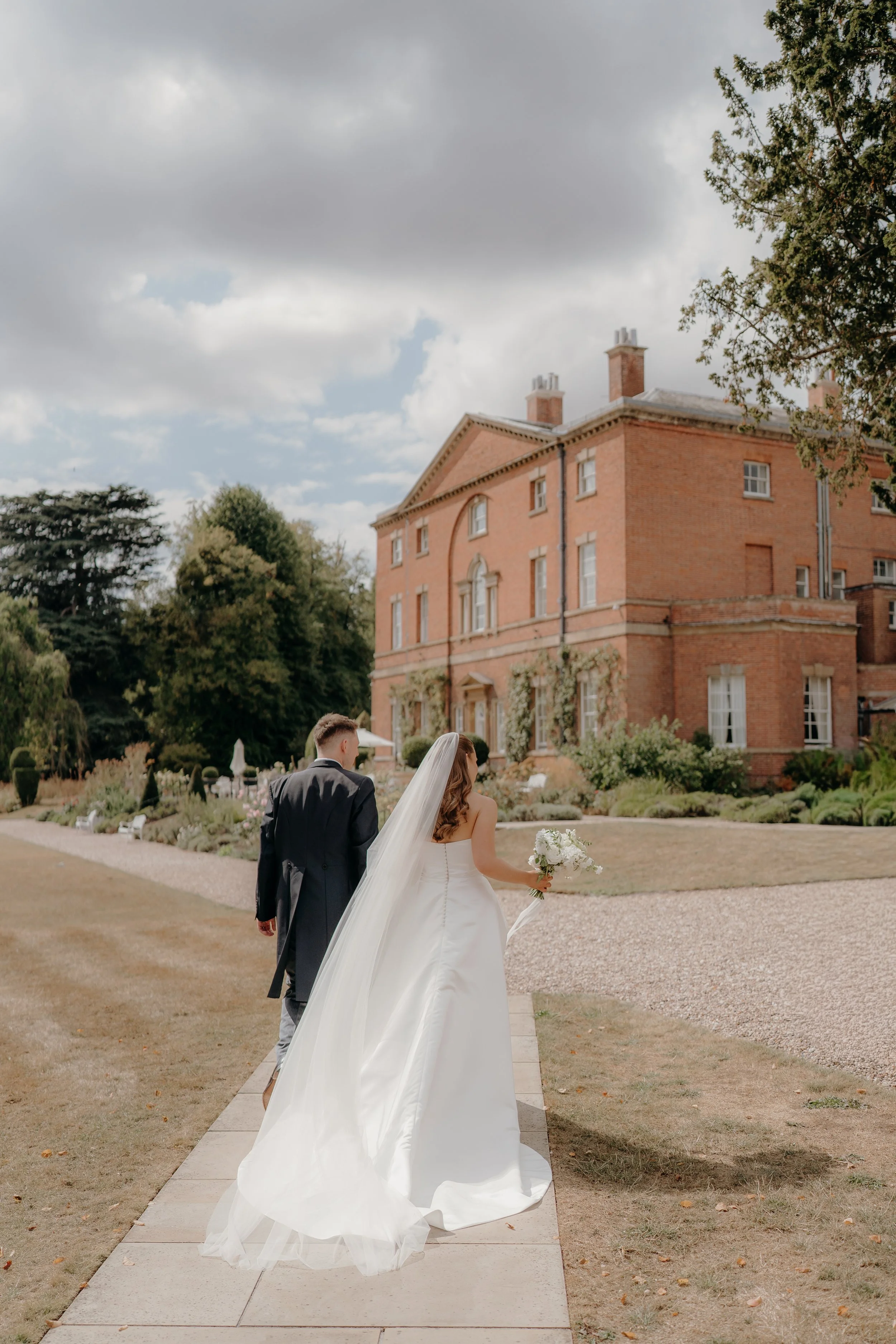 LauraJaynePhotographer_Mr&MrsGould_NorwoodPark-54.jpg