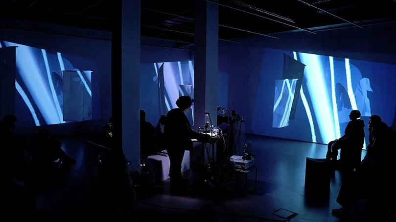 7web_VGBild-Kunst_INTER_SECTION_photo_TorstenPinne (7).jpg