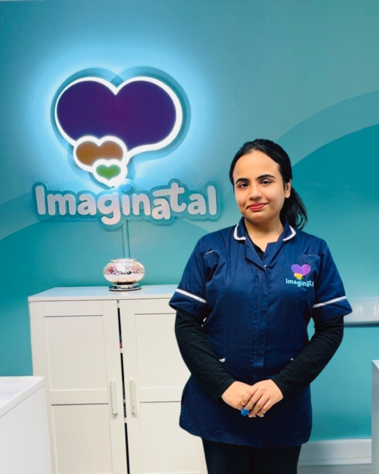 Free pregnancy consultation at Imaginatal with a member of the clinic team