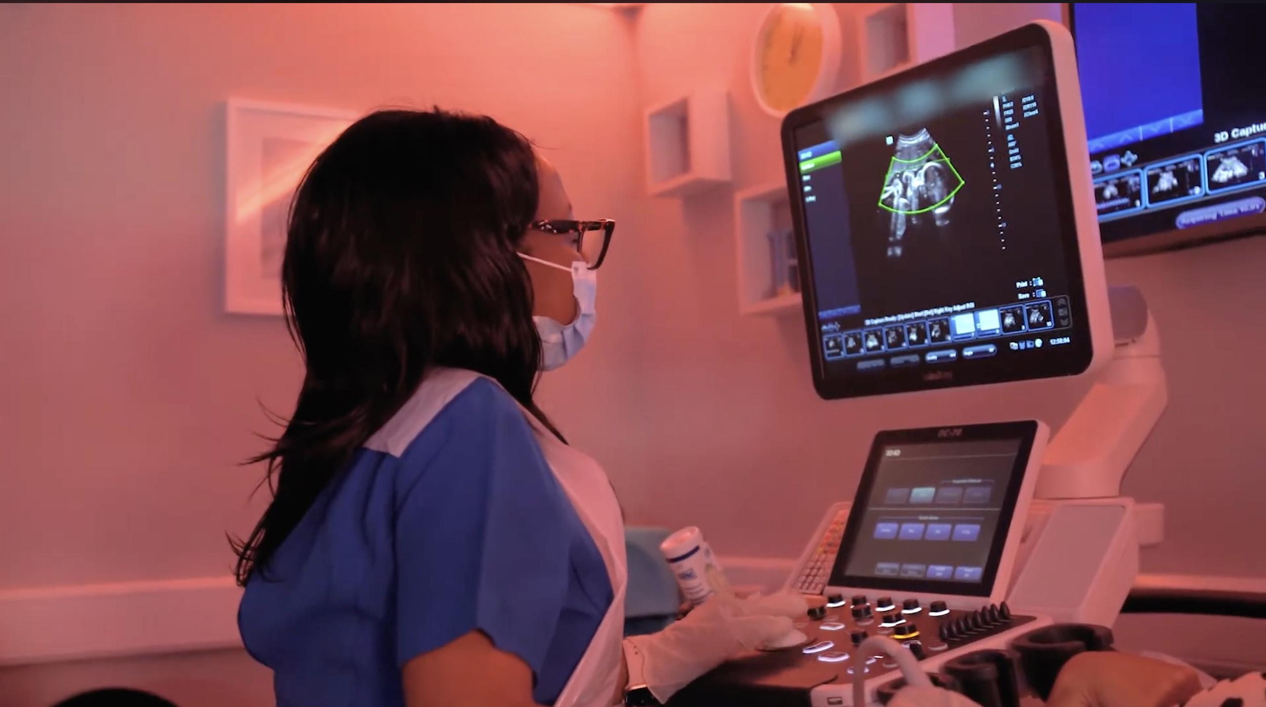 Sonographer performing a cervical length ultrasound scan during pregnancy at Imaginatal clinic