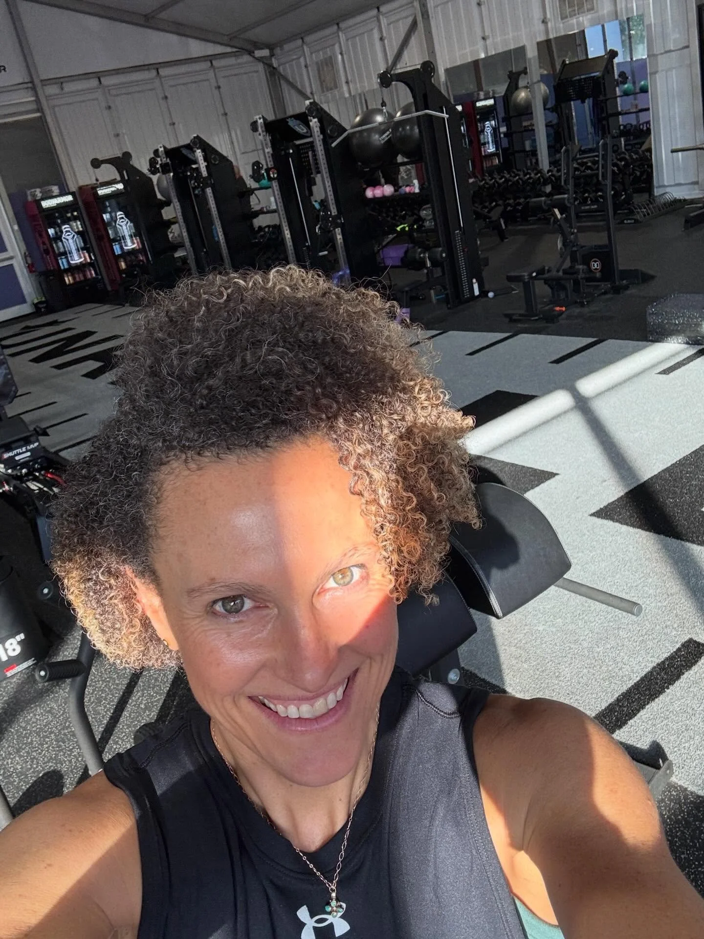 Back at @unrivaledbasketball for more training camp days and then their 🏀 season begins in one week!

Teaching all the women to build classical Pilates mat work into their off-court routines&hellip; get the powerhouse ON before their lift and before