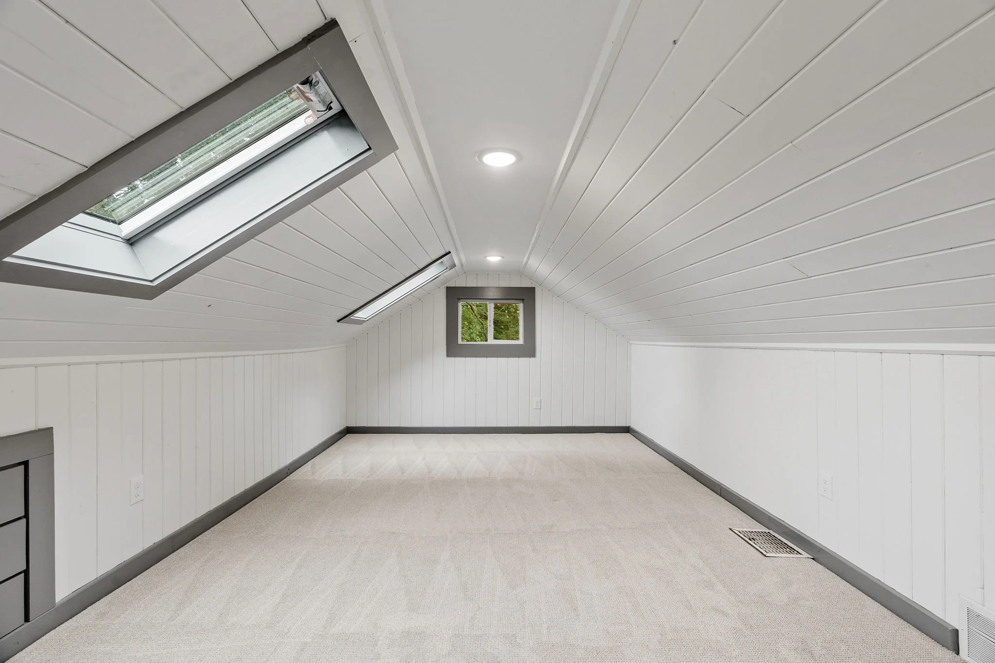 49-web-or-mls-4329 43rd Ave S-49.jpg