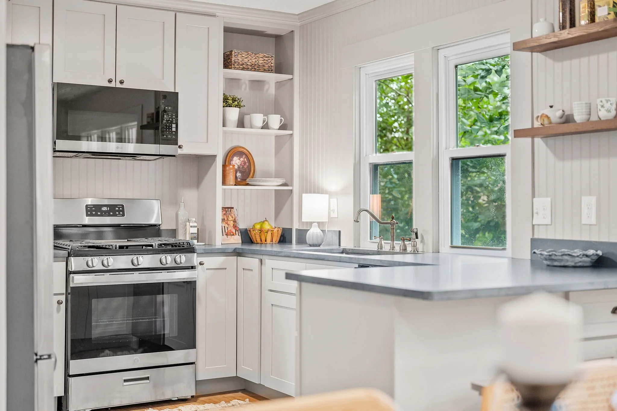 35-web-or-mls-4329 43rd Ave S-35.jpg