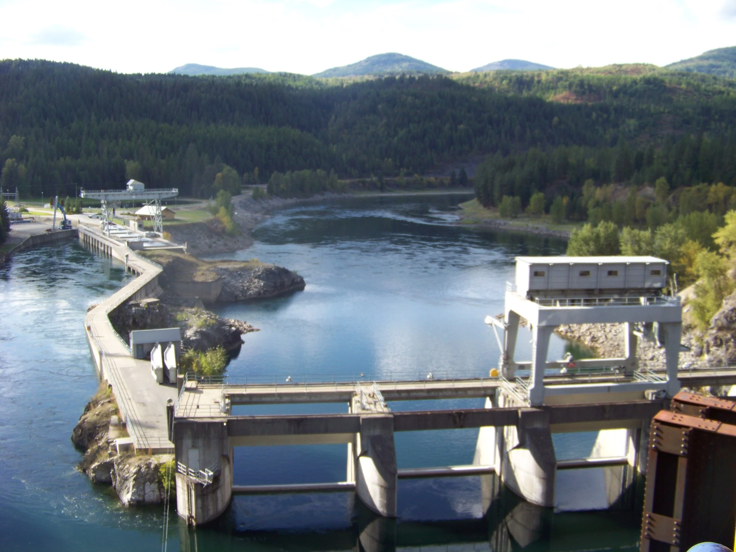 Dam Gantry Crane - Photo