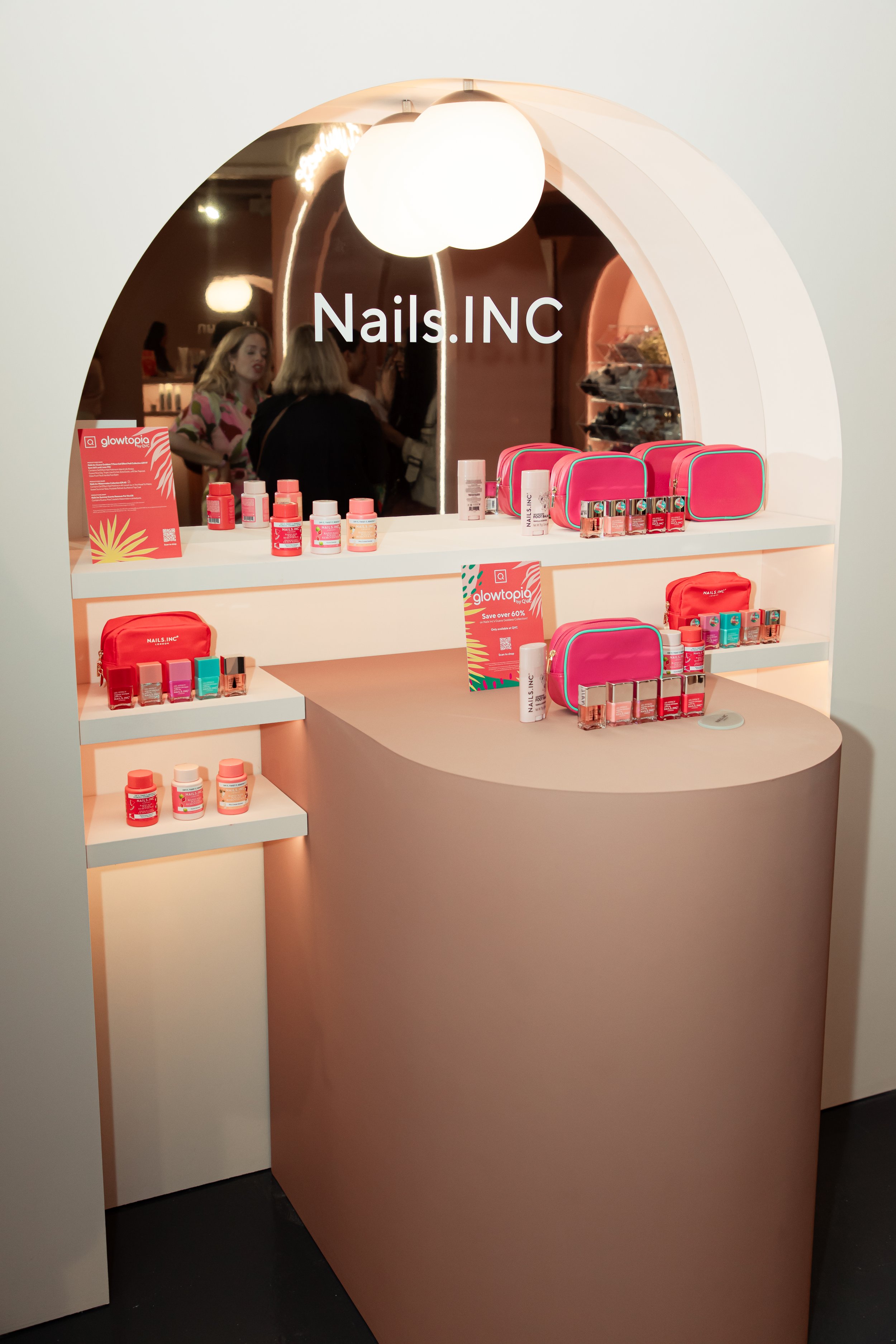 Glowtopia x QVC Event-62.jpg